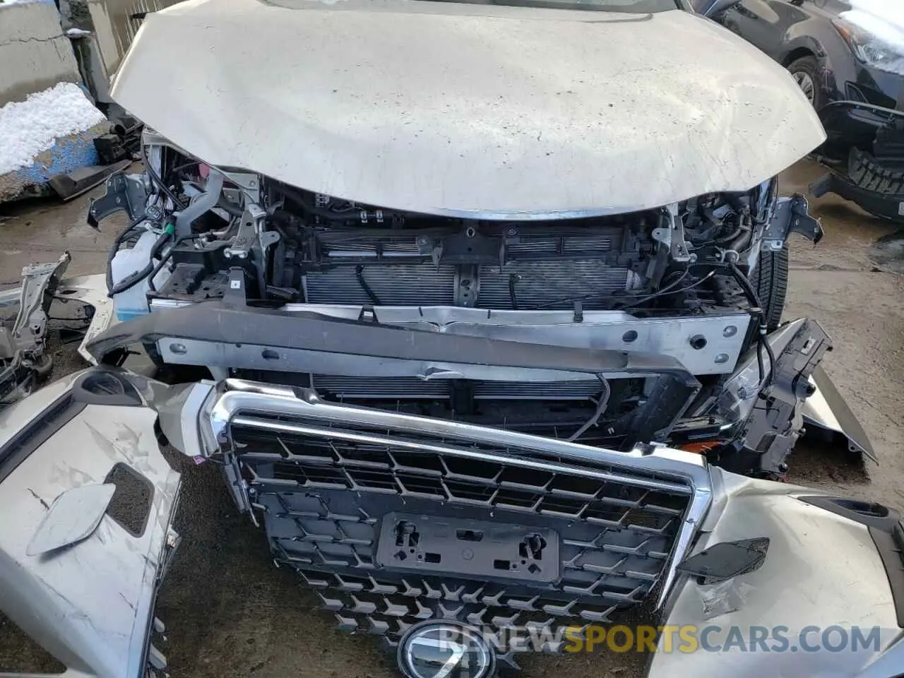 9 fotografías del automóvil dañado JTHY3JBH8K2003821 LEXUS UX 200 2019