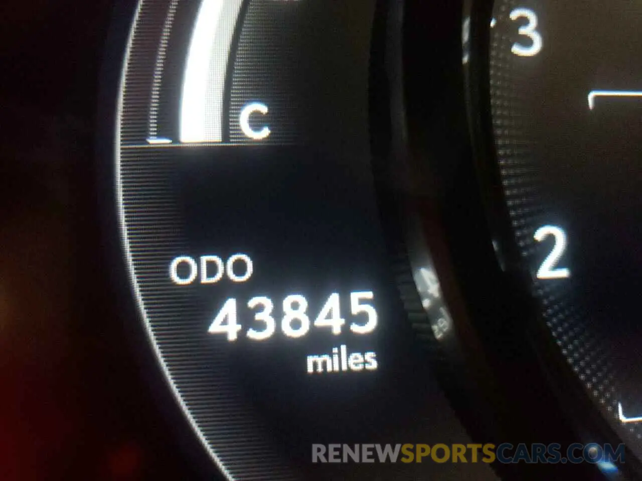 8 fotografías del automóvil dañado JTHY3JBH8K2004161 LEXUS UX 200 2019