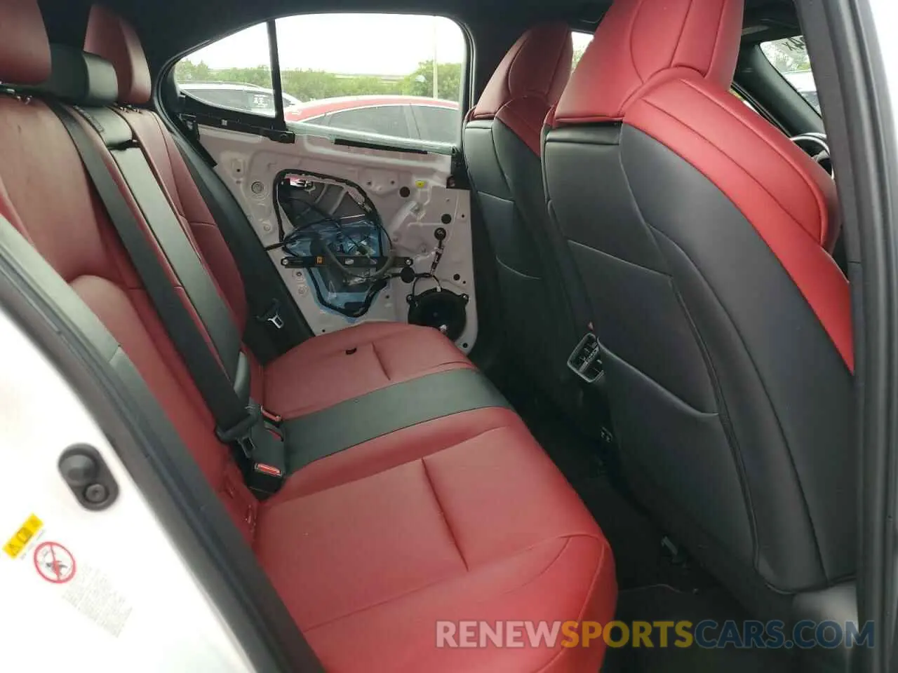 10 fotografías del automóvil dañado JTHY3JBH8K2005424 LEXUS UX 200 2019