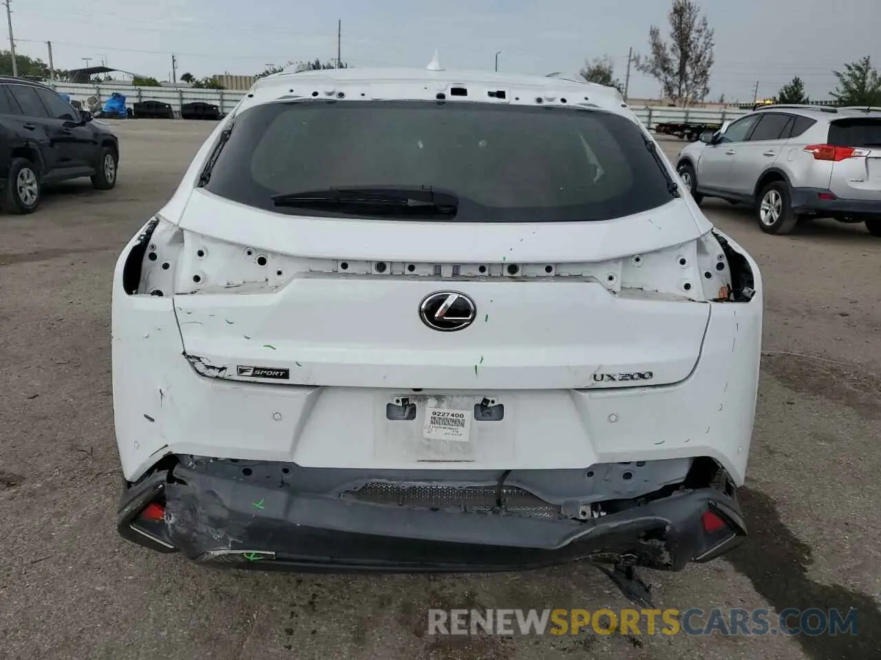 6 fotografías del automóvil dañado JTHY3JBH8K2005424 LEXUS UX 200 2019