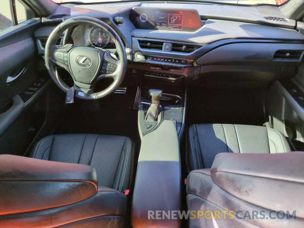 8 fotografías del automóvil dañado JTHY3JBH8K2006508 LEXUS UX 200 2019