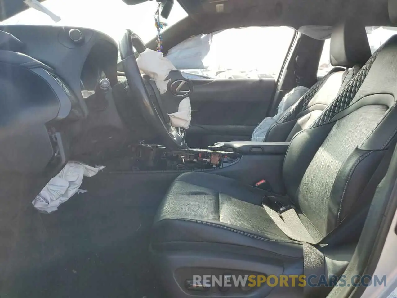 7 fotografías del automóvil dañado JTHY3JBH8K2008291 LEXUS UX 200 2019