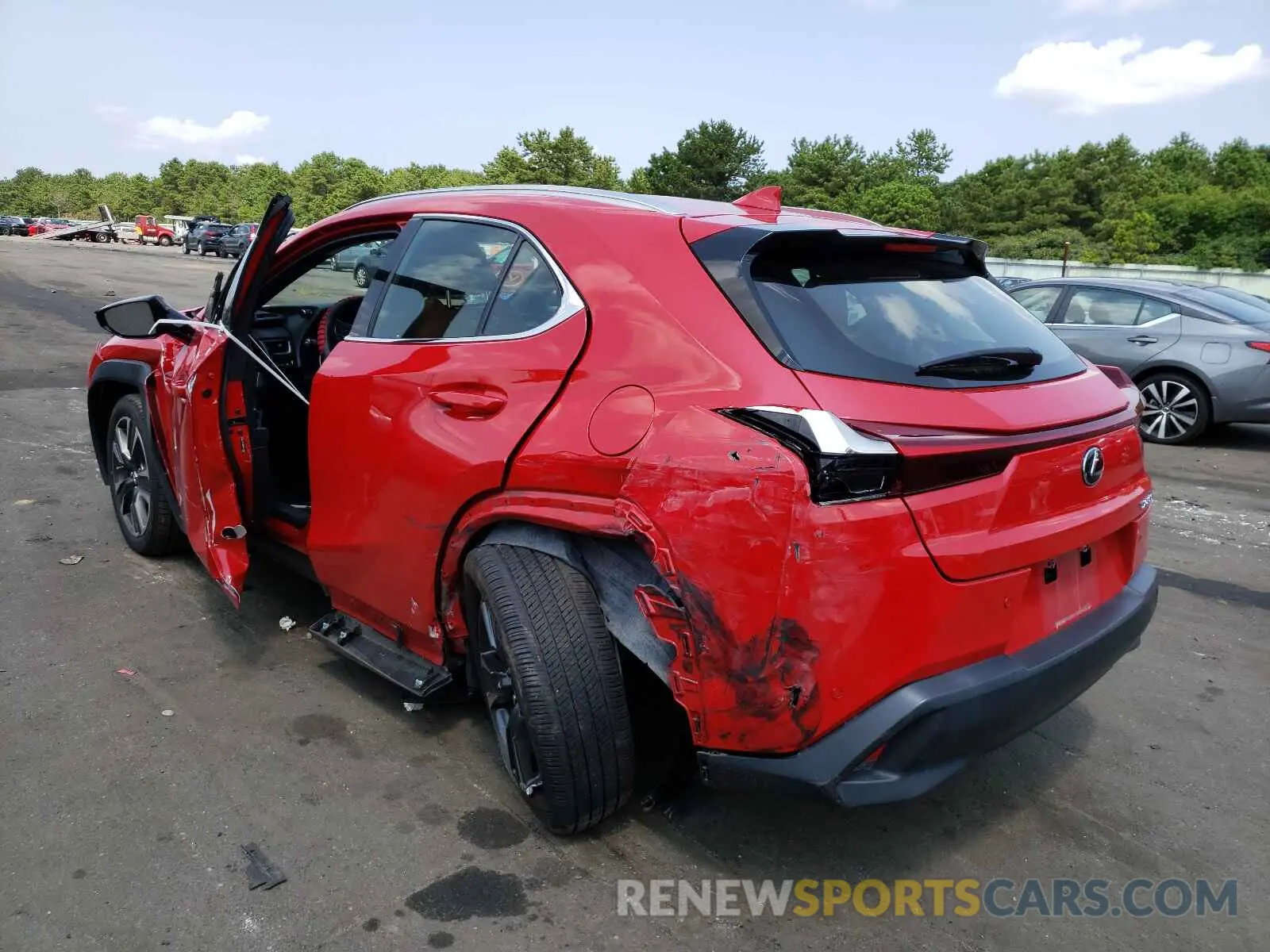 3 fotografías del automóvil dañado JTHY3JBH8K2010087 LEXUS UX 200 2019