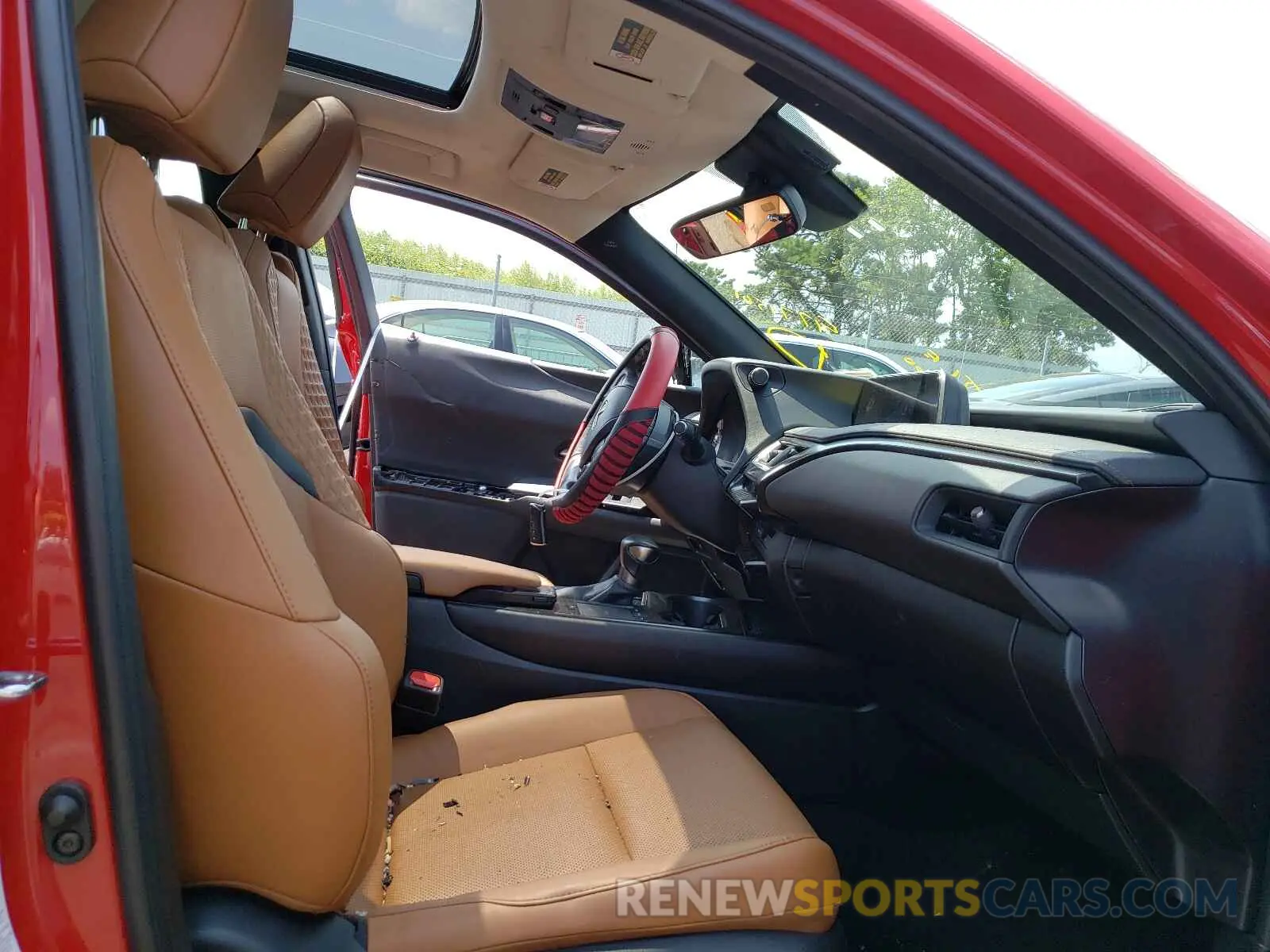 5 fotografías del automóvil dañado JTHY3JBH8K2010087 LEXUS UX 200 2019