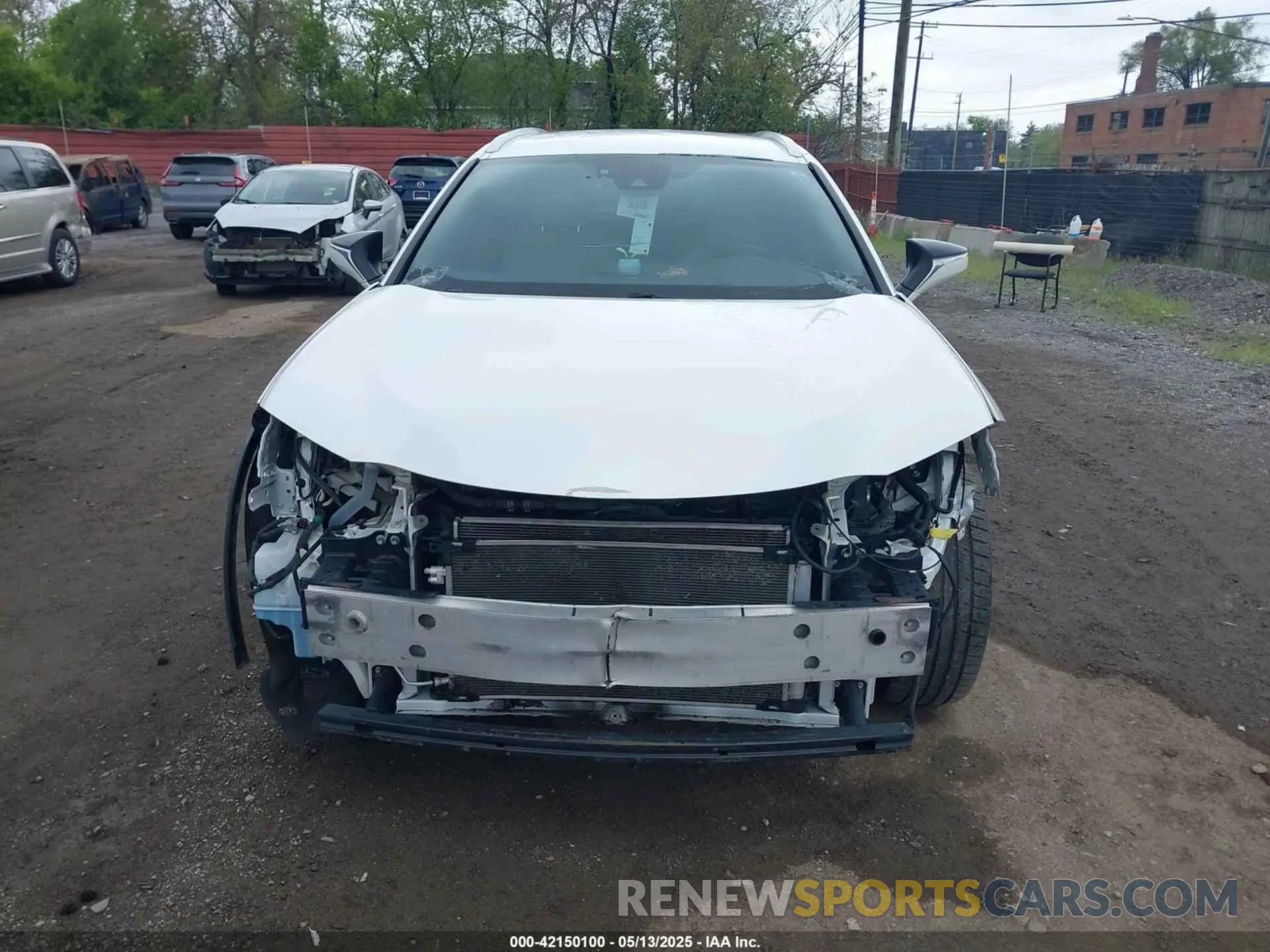 12 fotografías del automóvil dañado JTHY3JBH8K2014561 LEXUS UX 200 2019