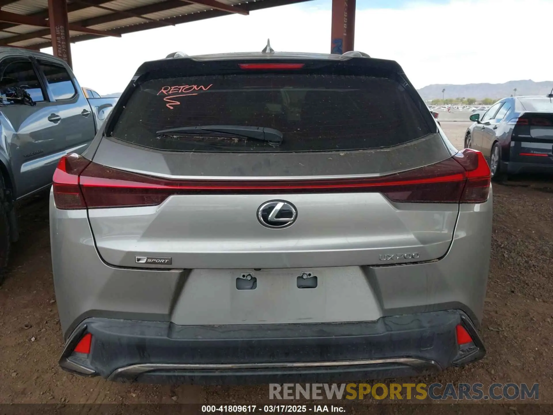 16 fotografías del automóvil dañado JTHY3JBH8K2014690 LEXUS UX 200 2019