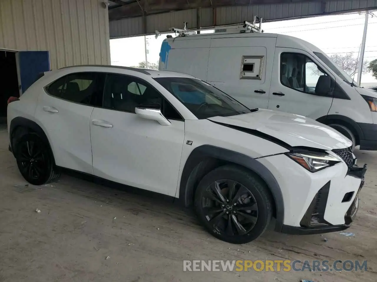 4 fotografías del automóvil dañado JTHY3JBH9K2004508 LEXUS UX 200 2019