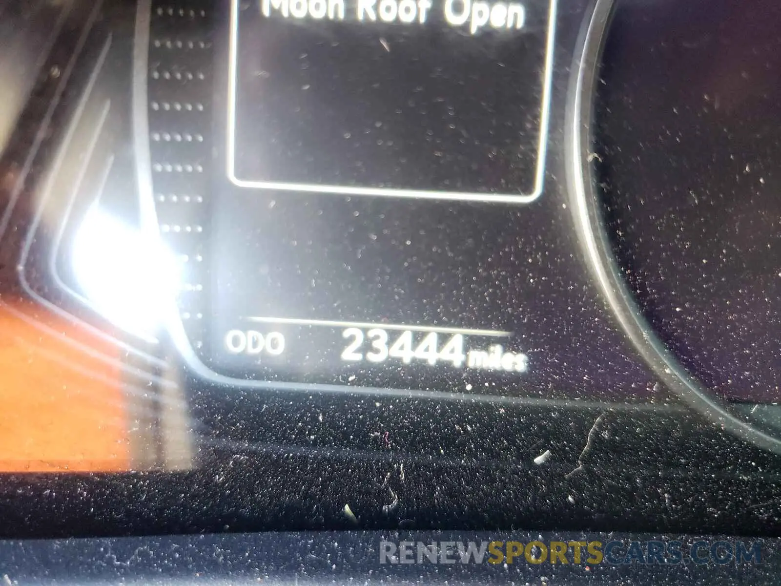 8 fotografías del automóvil dañado JTHY3JBH9K2006646 LEXUS UX 200 2019