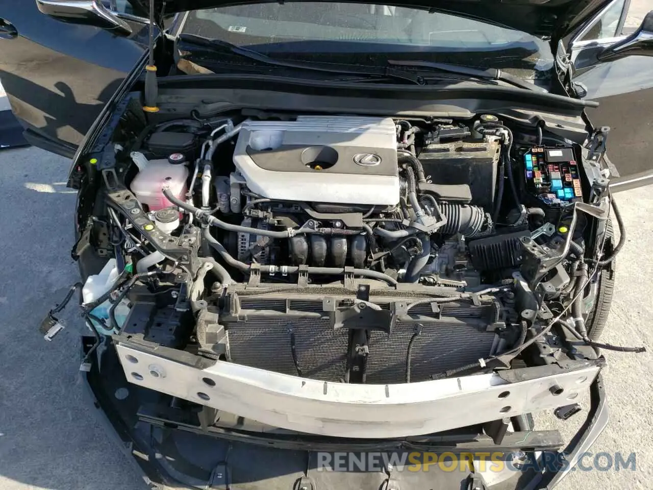 7 fotografías del automóvil dañado JTHY3JBH9K2007232 LEXUS UX 200 2019