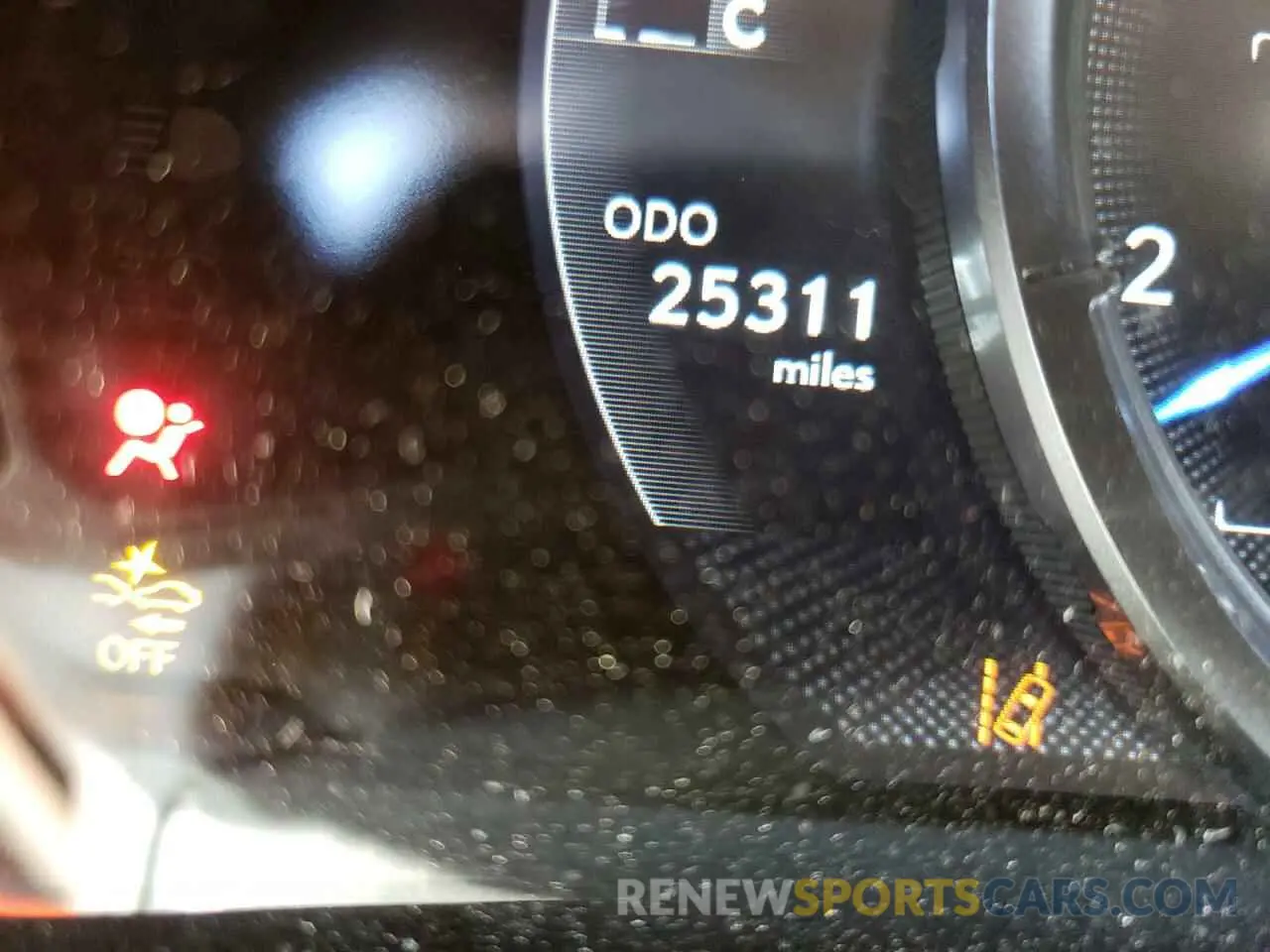 8 fotografías del automóvil dañado JTHY3JBH9K2007232 LEXUS UX 200 2019