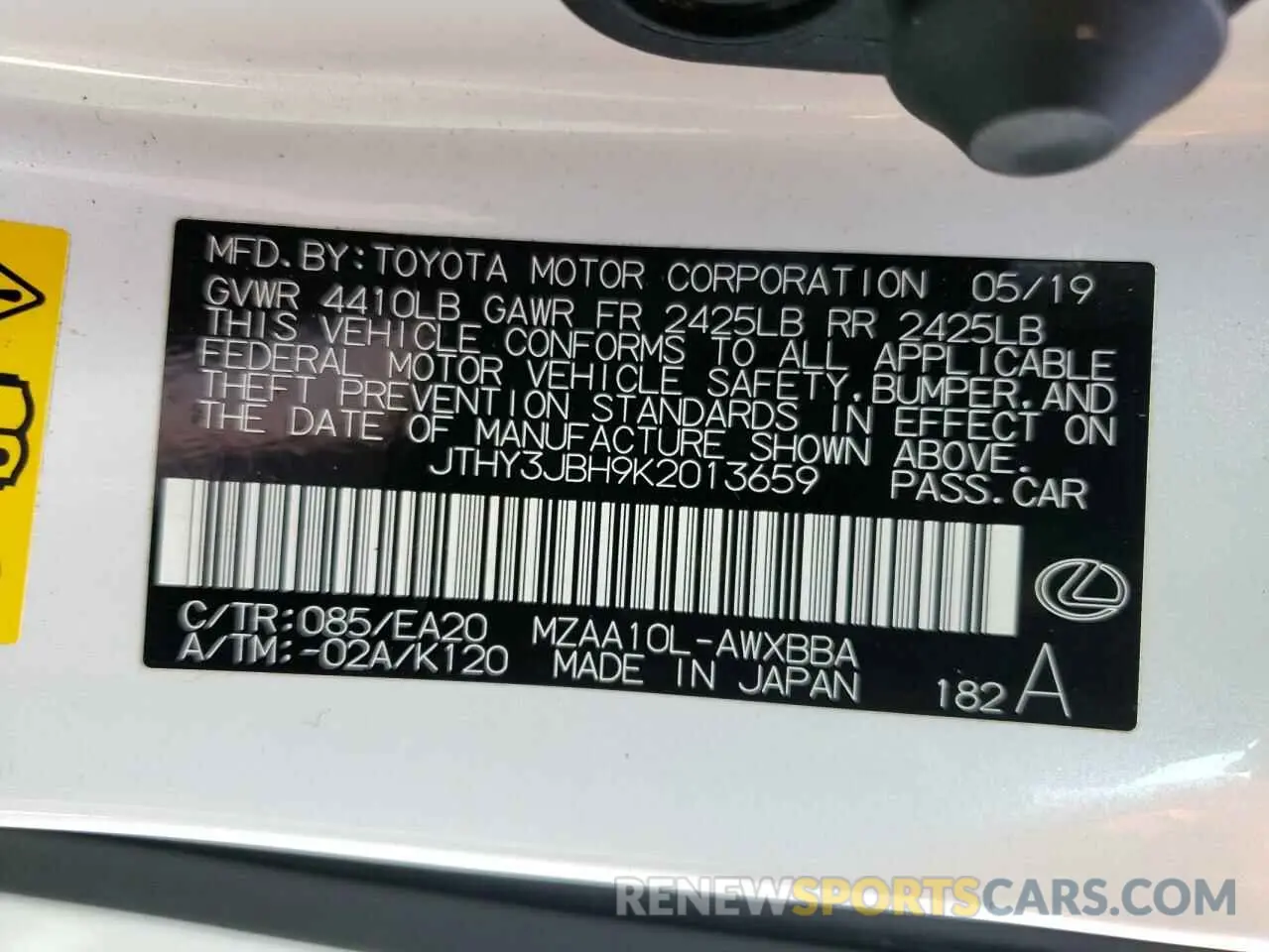 10 fotografías del automóvil dañado JTHY3JBH9K2013659 LEXUS UX 200 2019