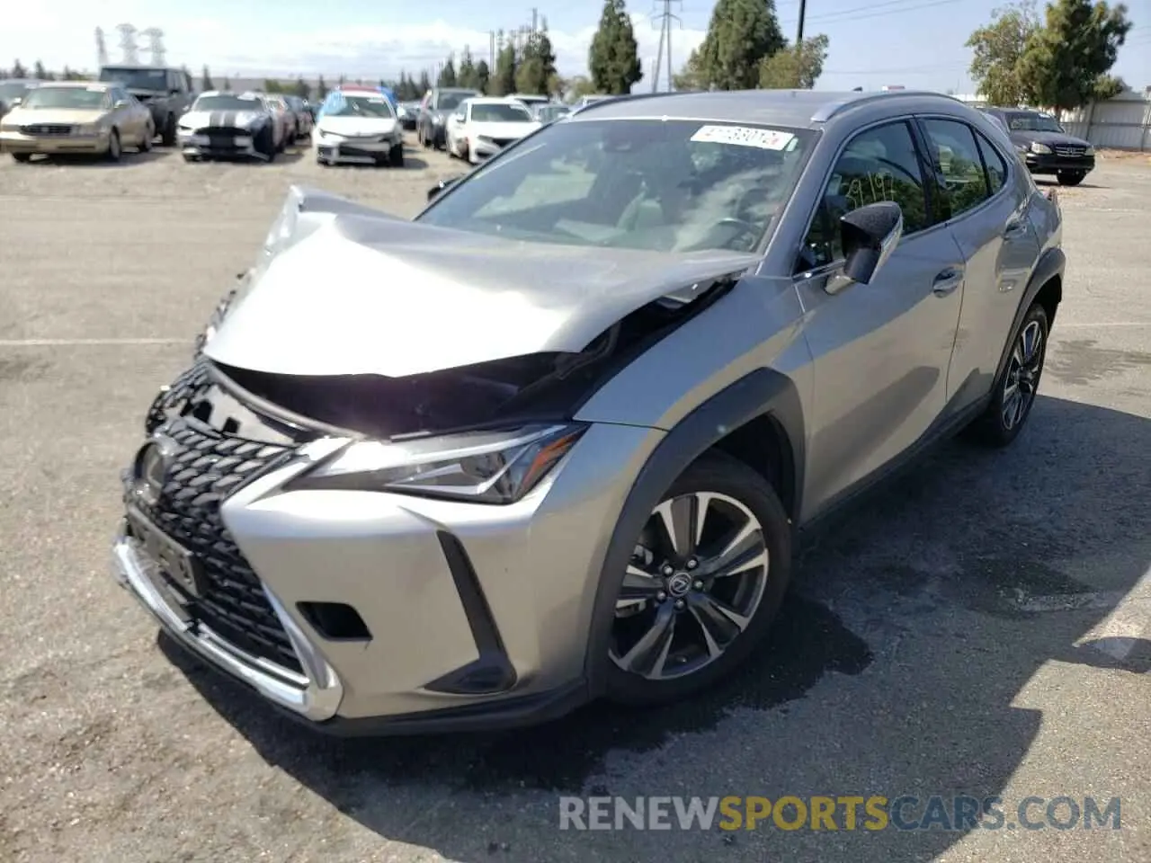 2 fotografías del automóvil dañado JTHY3JBHXK2004744 LEXUS UX 200 2019