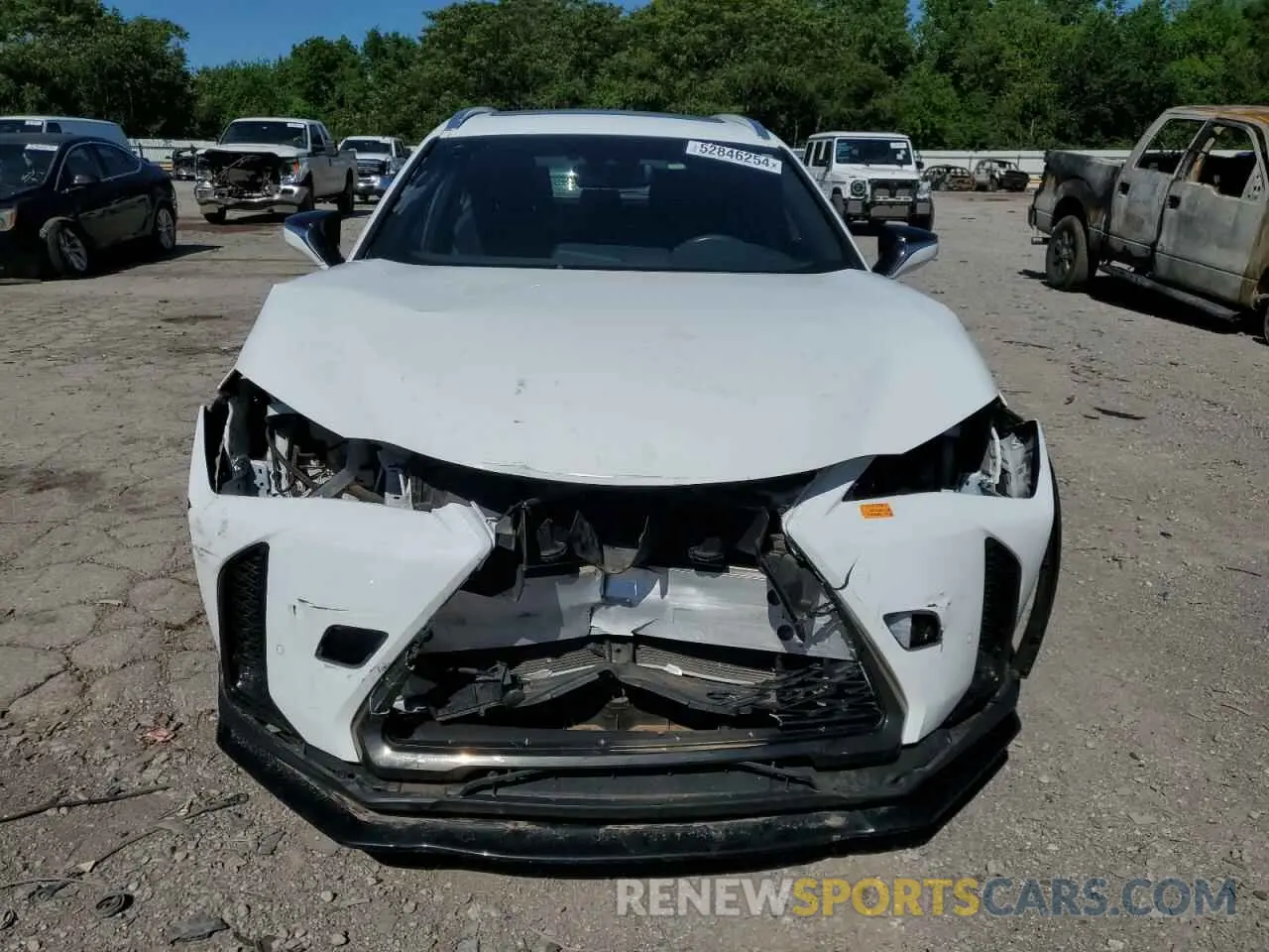 5 fotografías del automóvil dañado JTHY3JBHXK2005179 LEXUS UX 200 2019