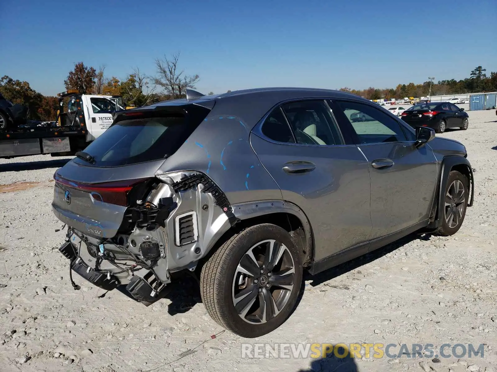 4 fotografías del automóvil dañado JTHY3JBHXK2007305 LEXUS UX 200 2019