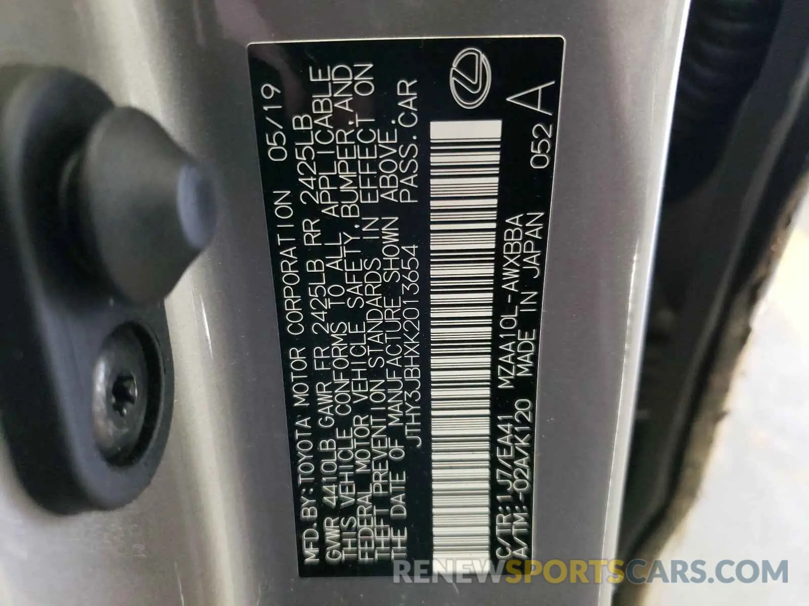 10 fotografías del automóvil dañado JTHY3JBHXK2013654 LEXUS UX 200 2019