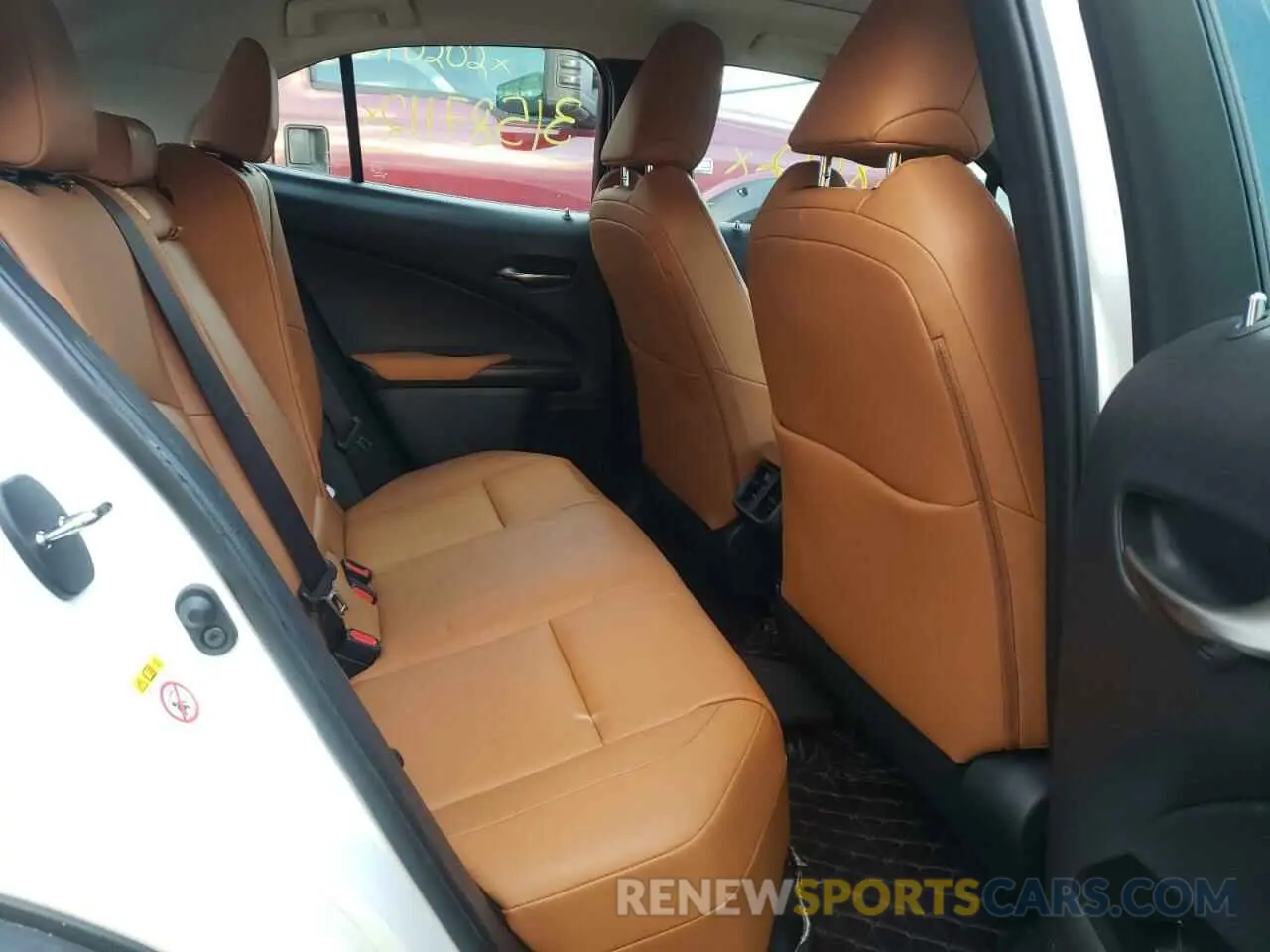 6 fotografías del automóvil dañado JTHY3JBHXK2016490 LEXUS UX 200 2019