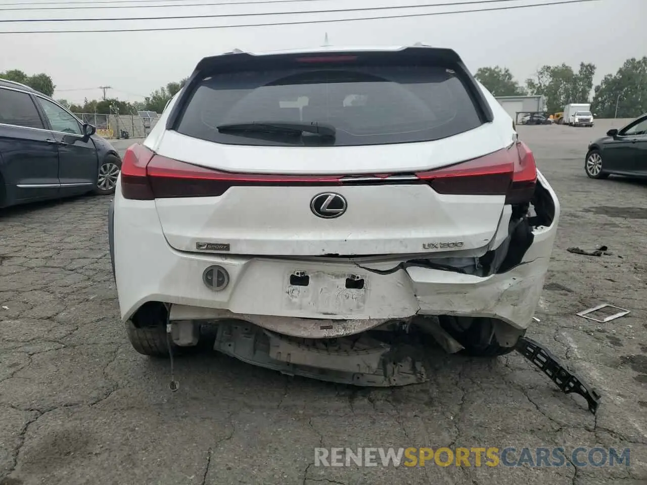 6 fotografías del automóvil dañado JTHY3JBHXK2016540 LEXUS UX 200 2019