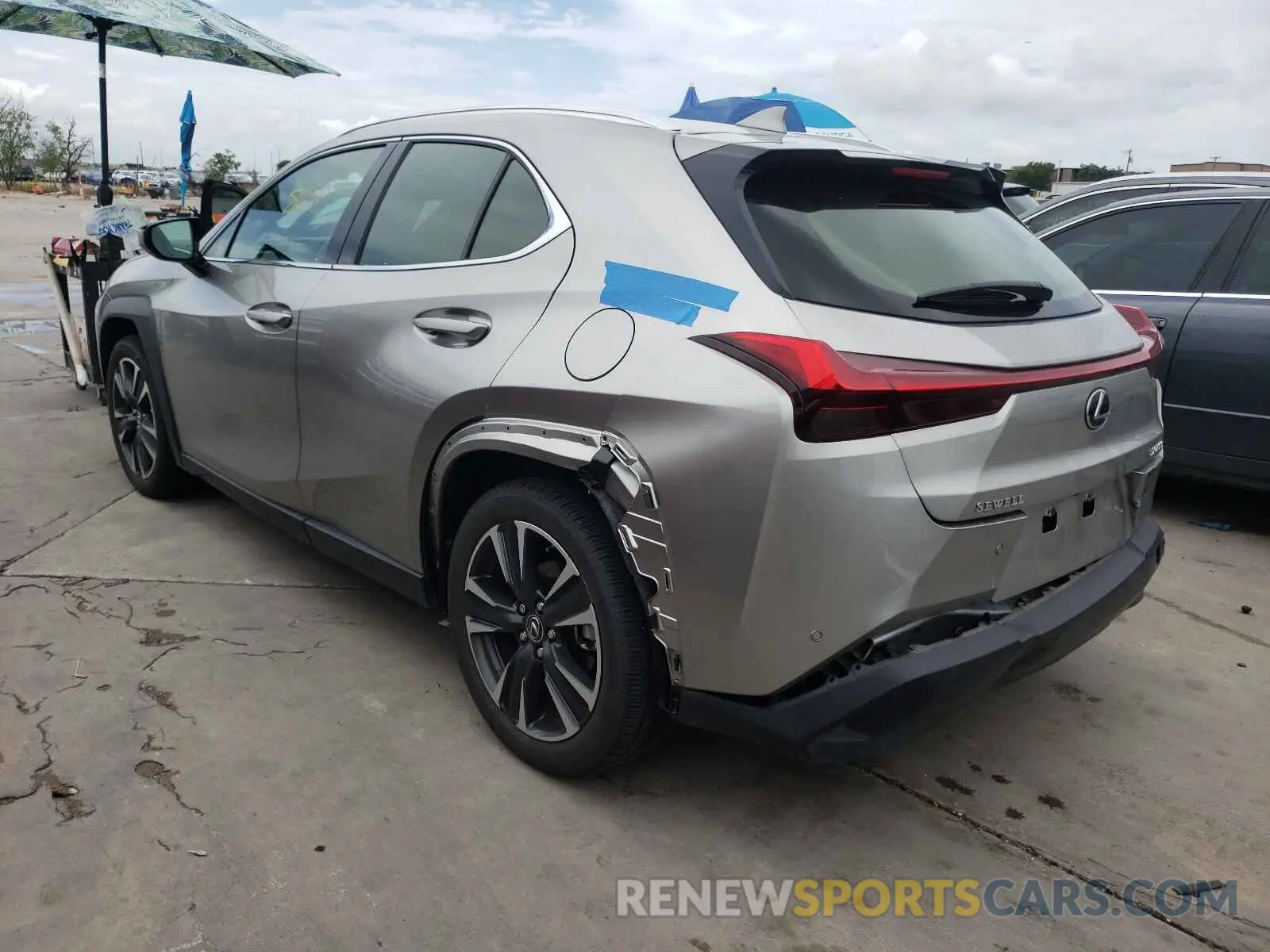 3 fotografías del automóvil dañado JTHY3JBHXK2018319 LEXUS UX 200 2019
