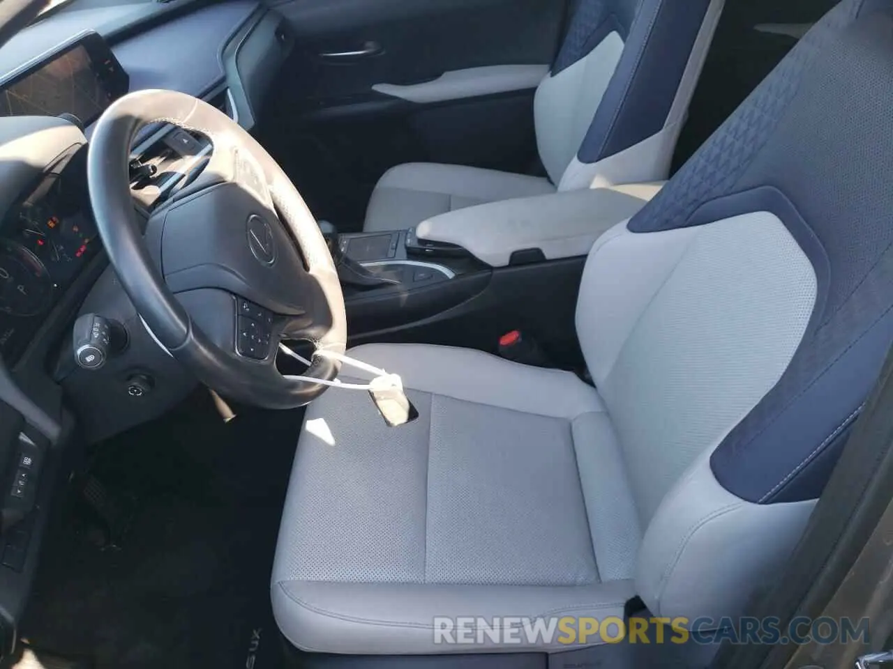 7 fotografías del automóvil dañado JTHP3JBH9L2026618 LEXUS UX 200 2020