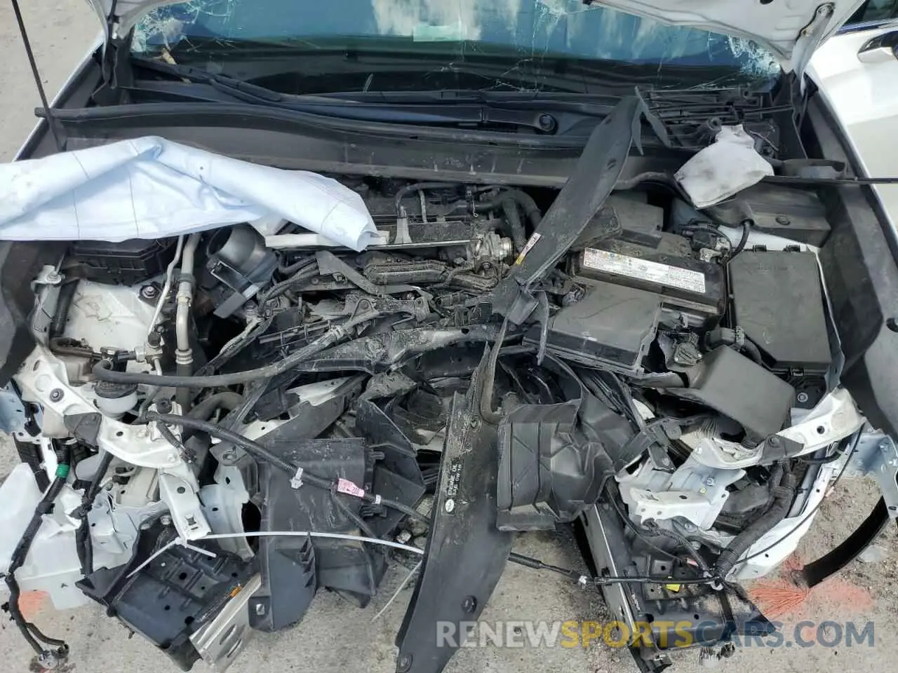 12 fotografías del automóvil dañado JTHP3JBH9L2029521 LEXUS UX 200 2020