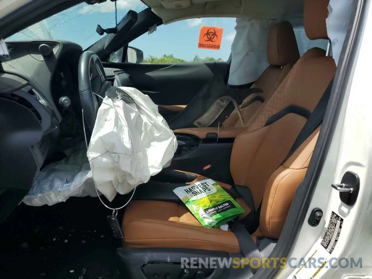 7 fotografías del automóvil dañado JTHP3JBH9L2029521 LEXUS UX 200 2020