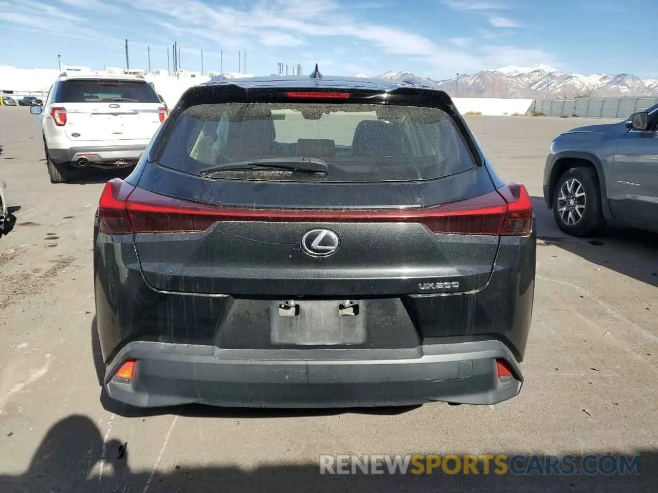 6 fotografías del automóvil dañado JTHX3JBH7L2031607 LEXUS UX 200 2020