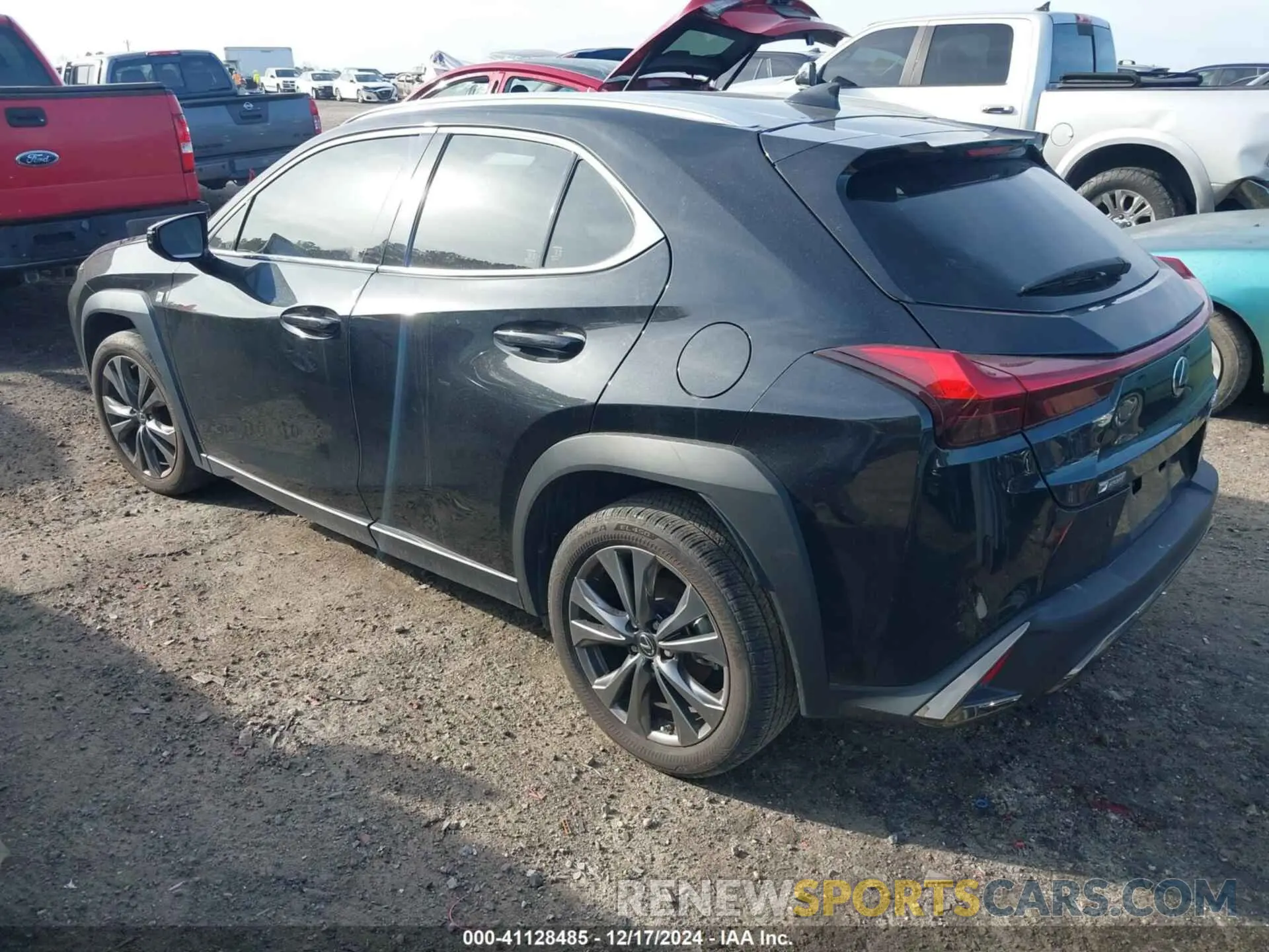 3 fotografías del automóvil dañado JTHE3JBH1M2042126 LEXUS UX 200 2021
