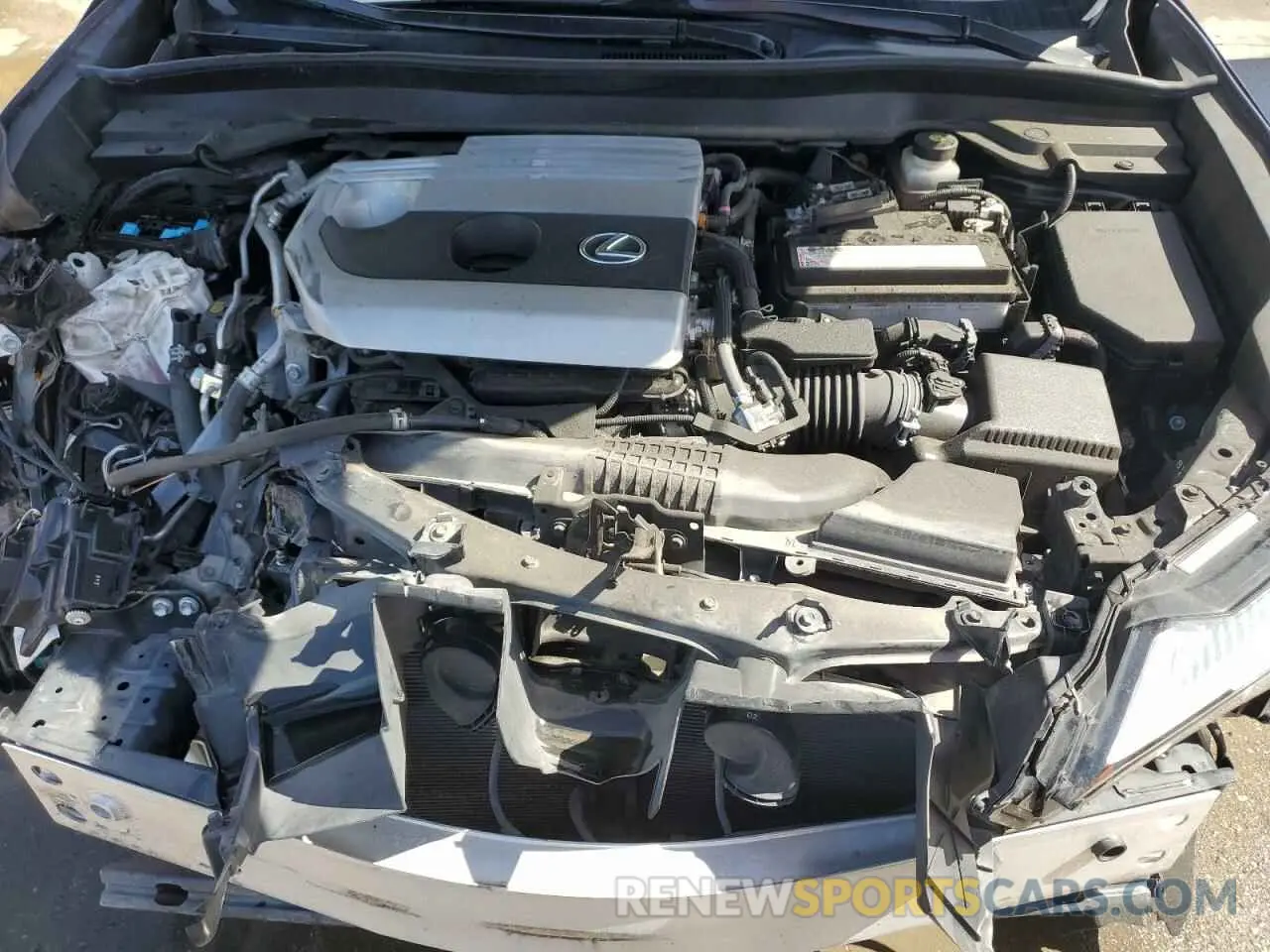 11 fotografías del automóvil dañado JTHP3JBH6M2034578 LEXUS UX 200 2021