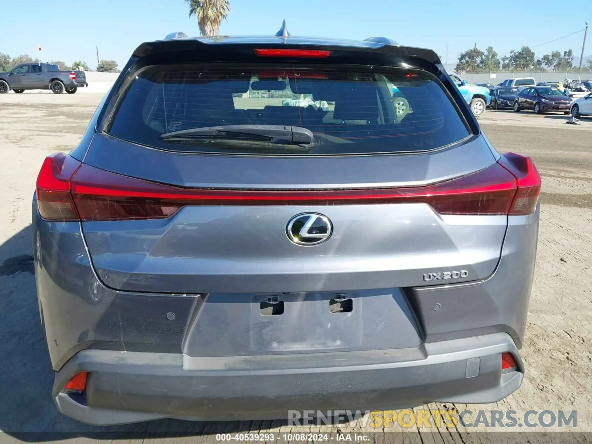 16 fotografías del automóvil dañado JTHX3JBH2M2042130 LEXUS UX 200 2021
