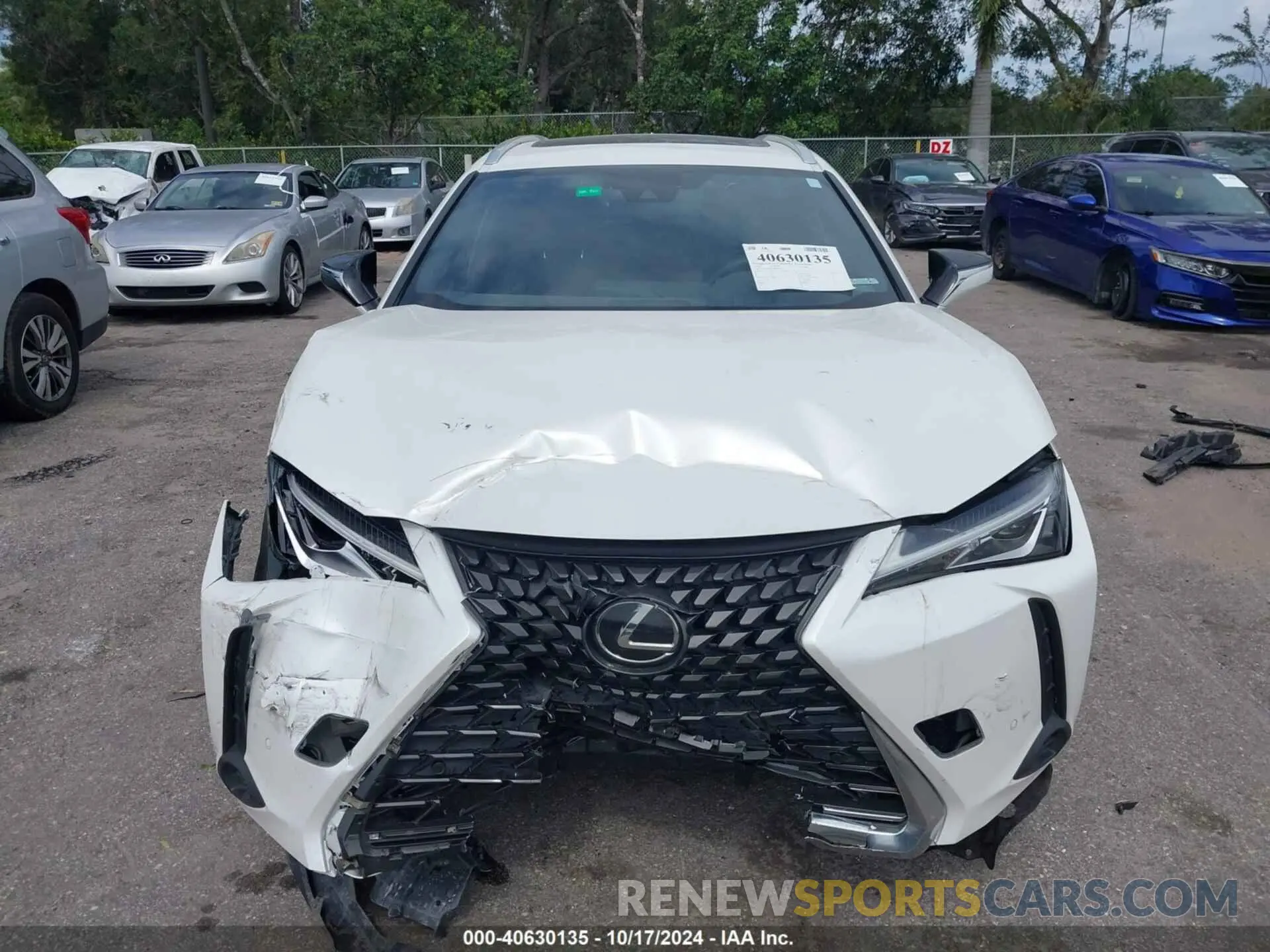11 fotografías del automóvil dañado JTHX3JBH3M2040385 LEXUS UX 200 2021