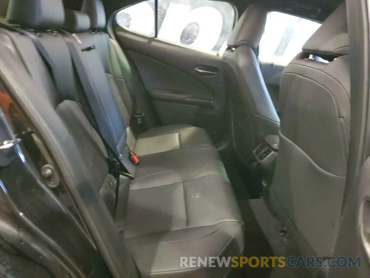 11 fotografías del automóvil dañado JTHX3JBH4M2043831 LEXUS UX 200 2021