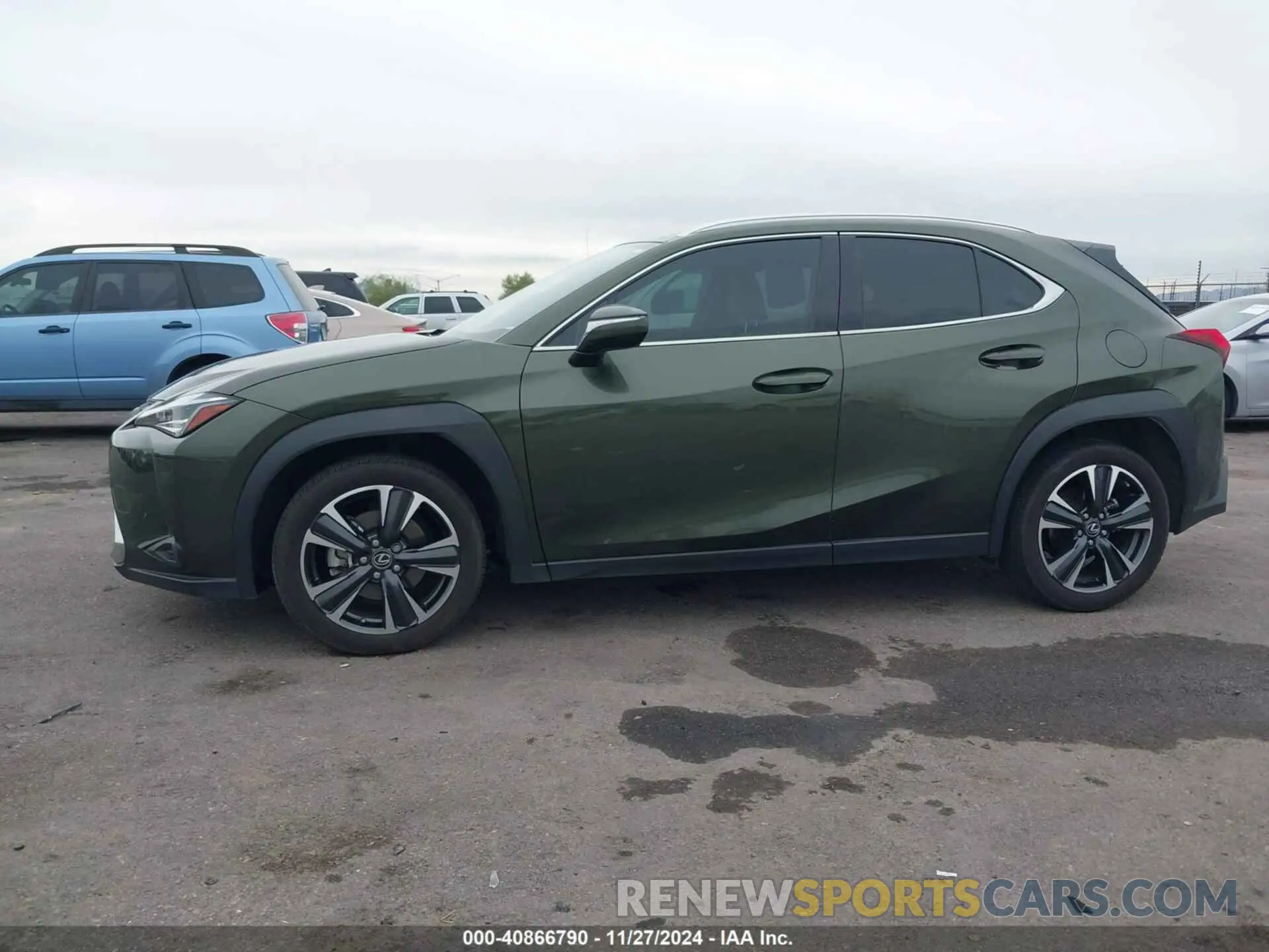 14 fotografías del automóvil dañado JTHX3JBH6M2035651 LEXUS UX 200 2021