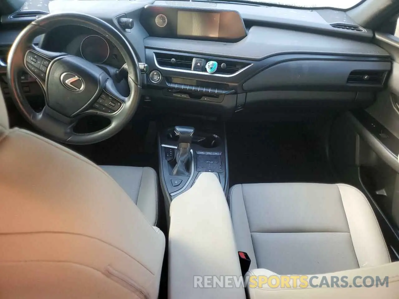 8 fotografías del automóvil dañado JTHX3JBH7M2036551 LEXUS UX 200 2021