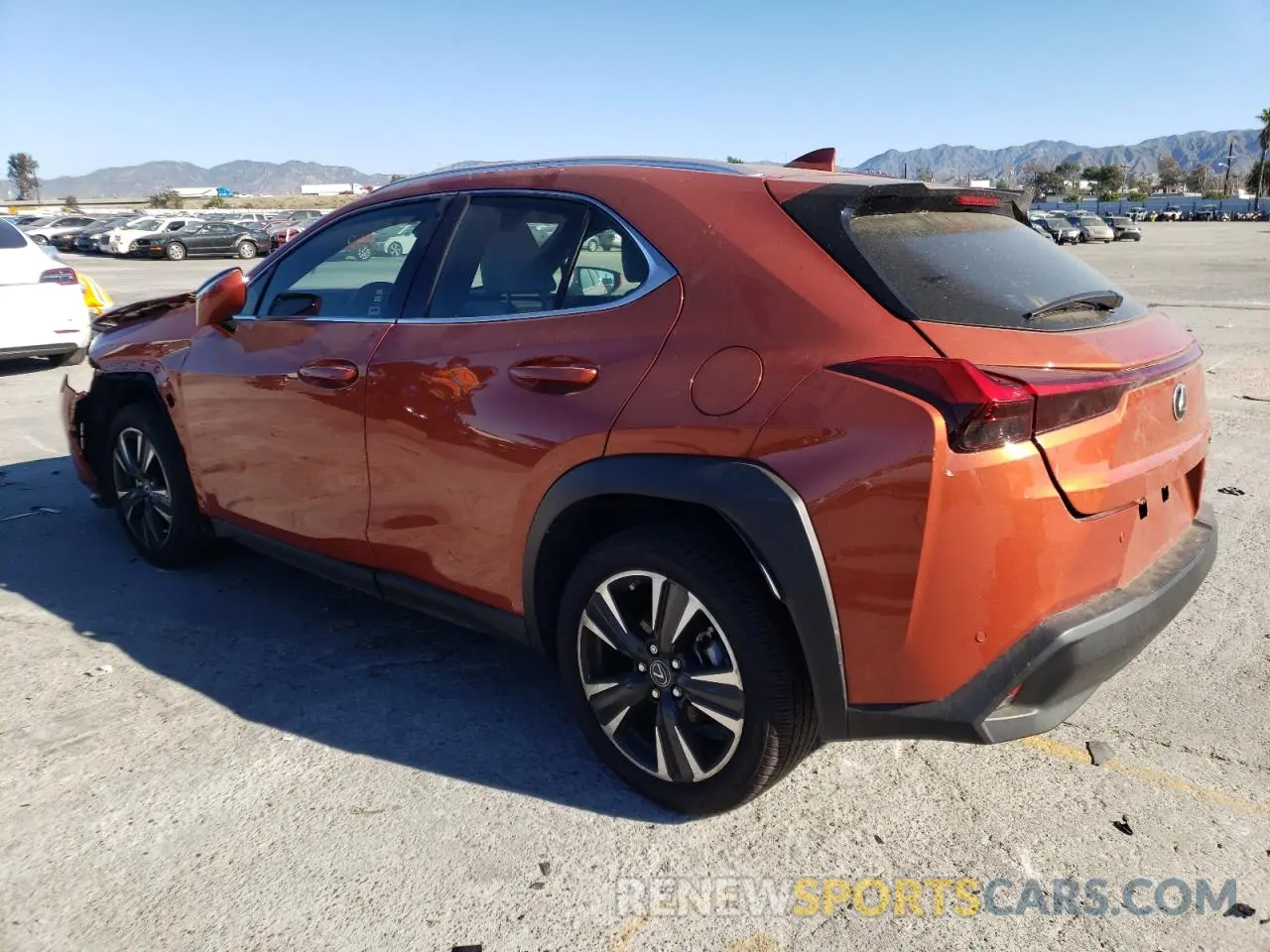 3 fotografías del automóvil dañado JTHX3JBH7M2039952 LEXUS UX 200 2021
