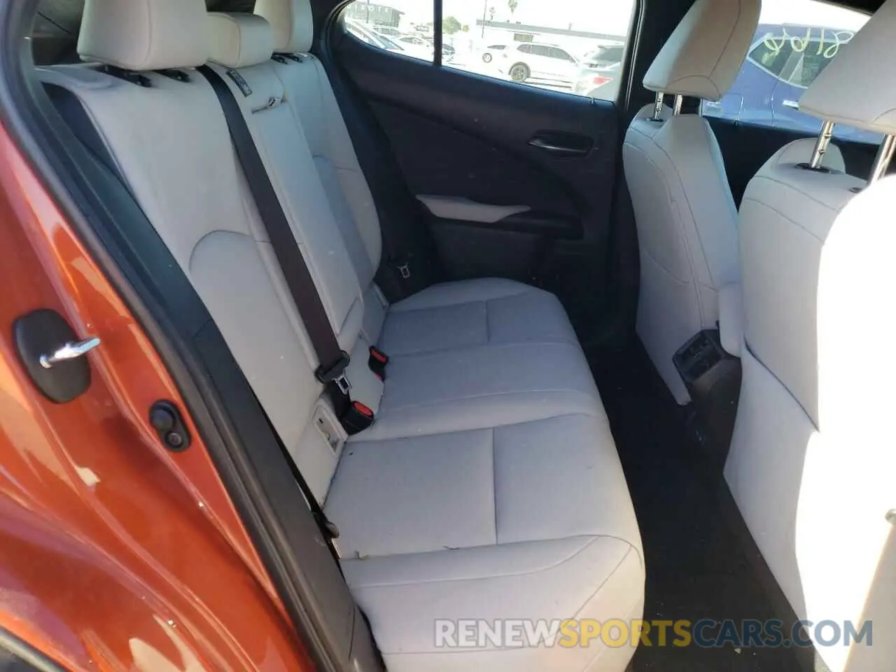 6 fotografías del automóvil dañado JTHX3JBH7M2039952 LEXUS UX 200 2021