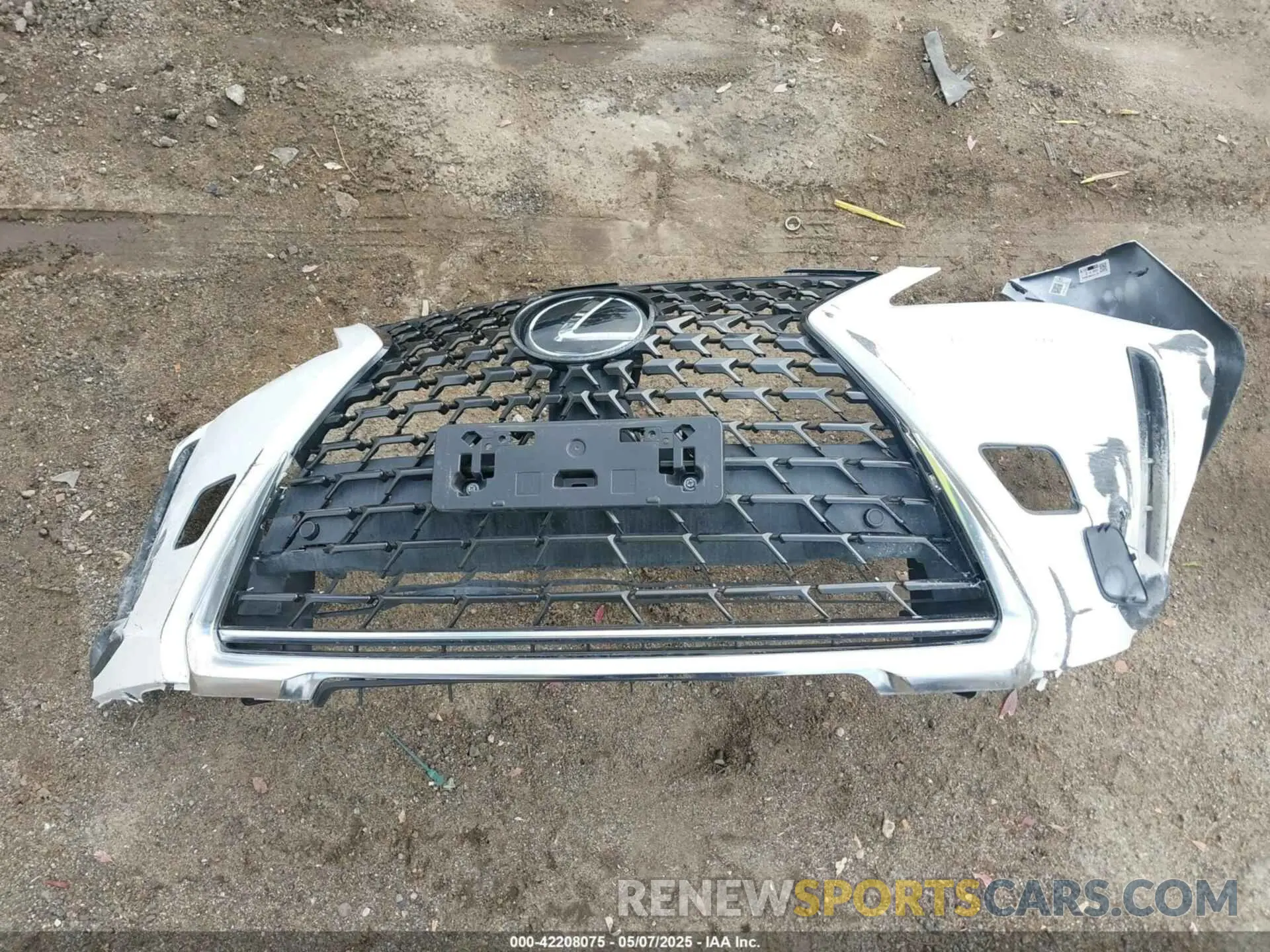 11 fotografías del automóvil dañado JTHX3JBHXM2037760 LEXUS UX 200 2021