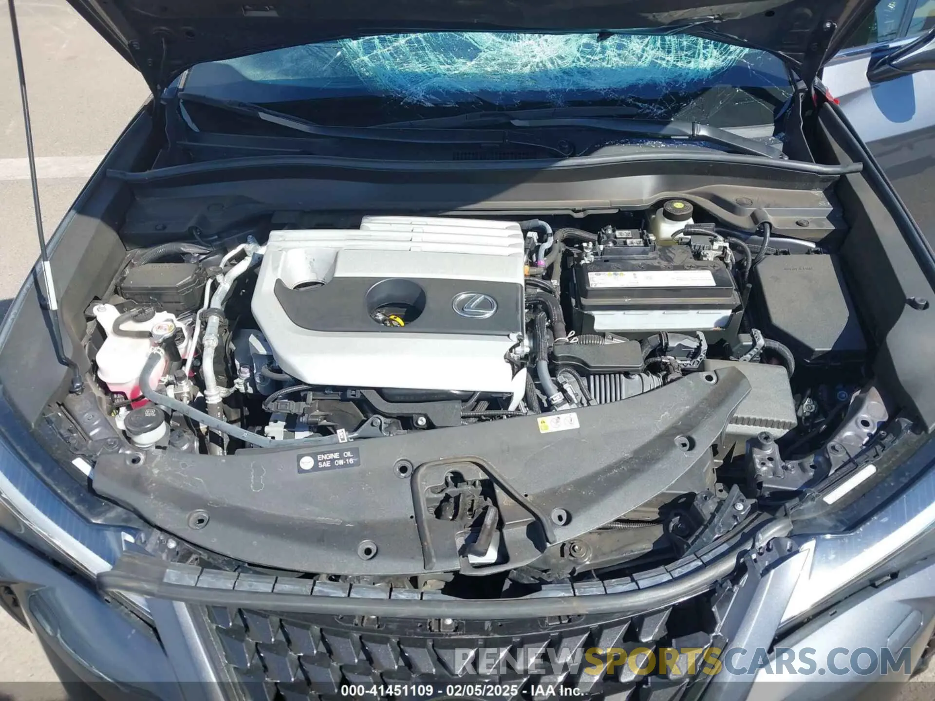 10 fotografías del automóvil dañado JTHL3JBH0N2046676 LEXUS UX 200 2022