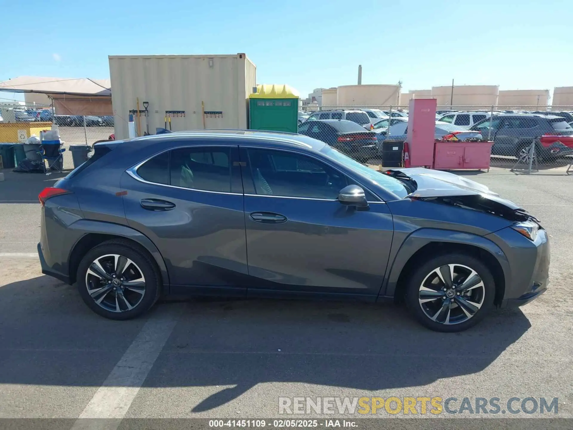 13 fotografías del automóvil dañado JTHL3JBH0N2046676 LEXUS UX 200 2022