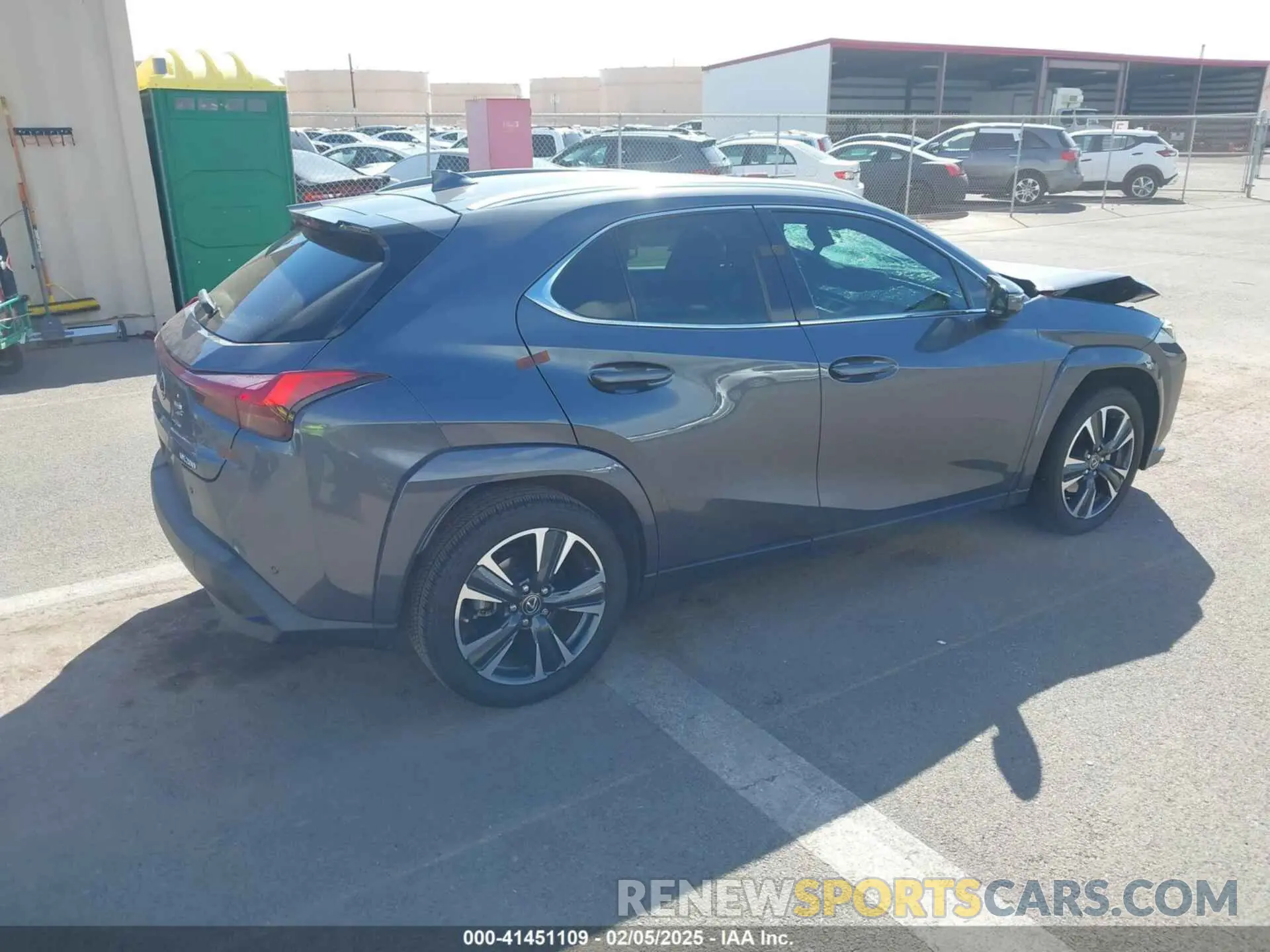 4 fotografías del automóvil dañado JTHL3JBH0N2046676 LEXUS UX 200 2022