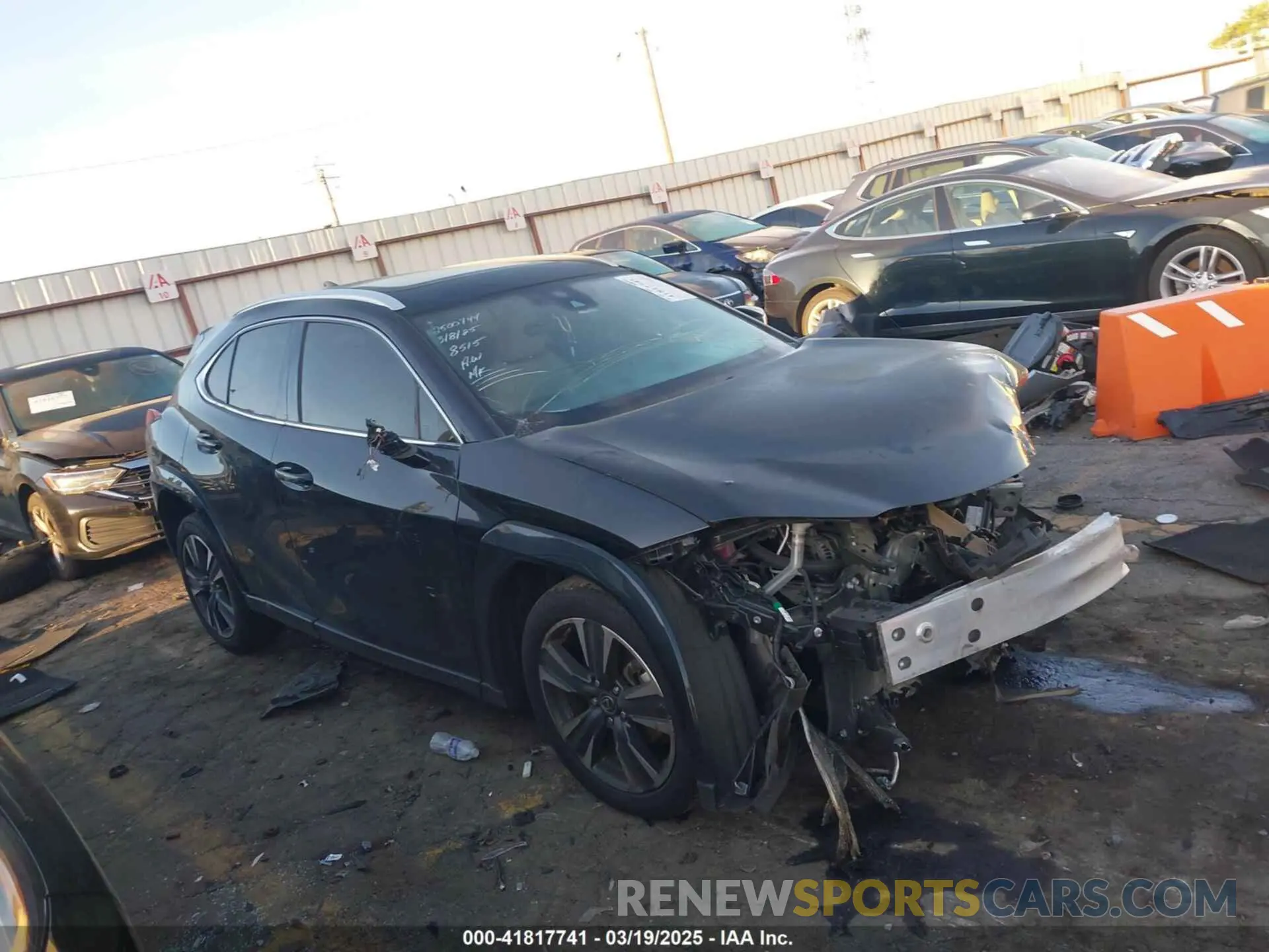1 fotografías del automóvil dañado JTHP3JBH6N2048515 LEXUS UX 200 2022