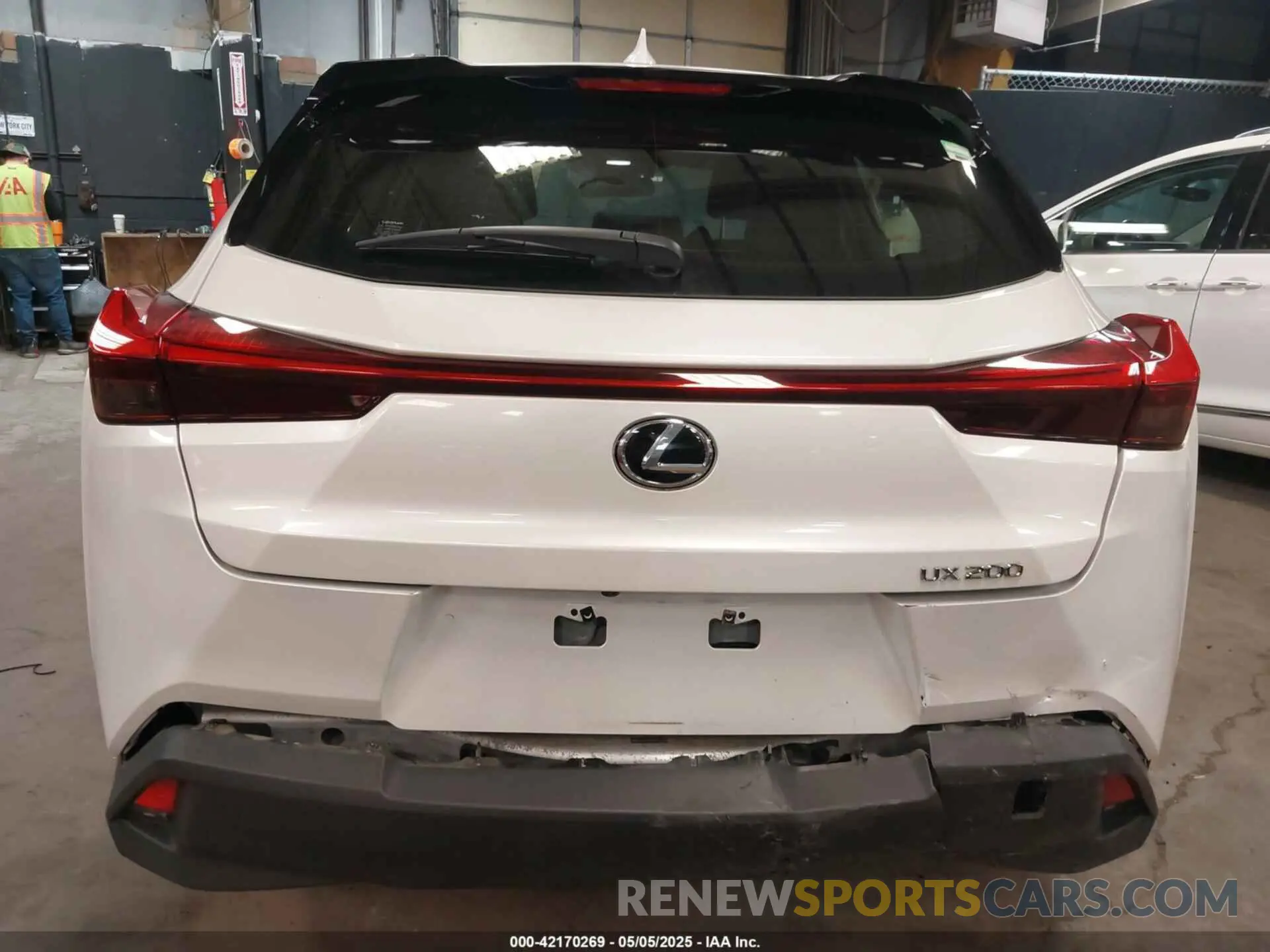 6 fotografías del automóvil dañado JTHX3JBH0N2052155 LEXUS UX 200 2022