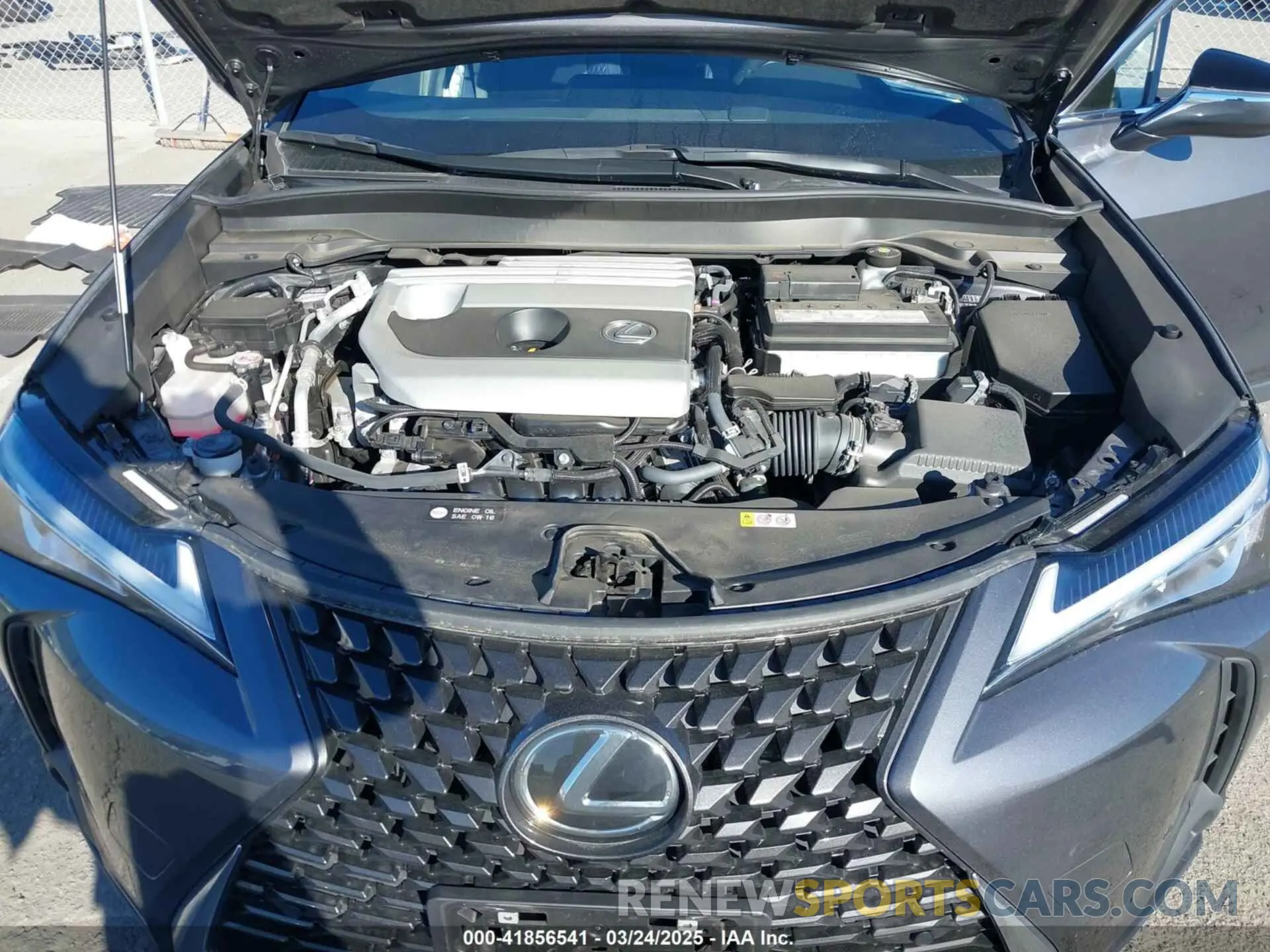 10 fotografías del automóvil dañado JTHX3JBH6N2056436 LEXUS UX 200 2022