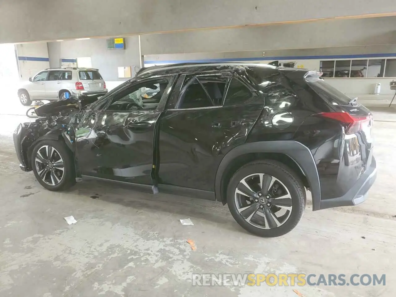 2 fotografías del automóvil dañado JTHX3JBH2N2050696 LEXUS UX 200 BAS 2022