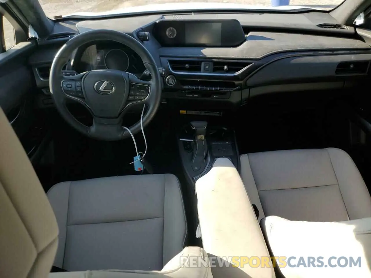 8 fotografías del automóvil dañado JTHX3JBH6N2048210 LEXUS UX 200 BAS 2022
