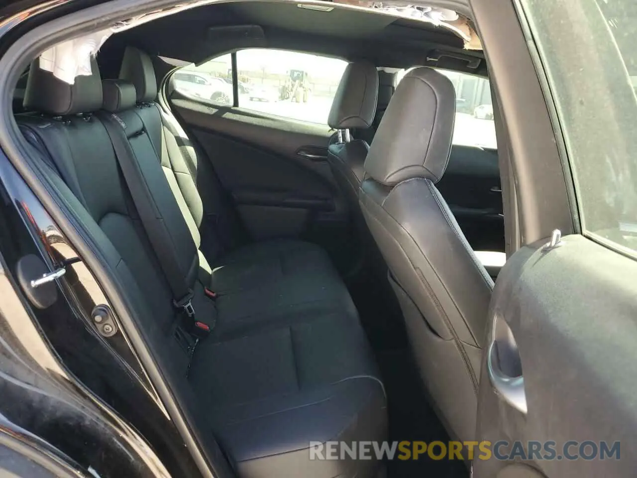 11 fotografías del automóvil dañado JTHX3JBH9N2052462 LEXUS UX 200 BAS 2022