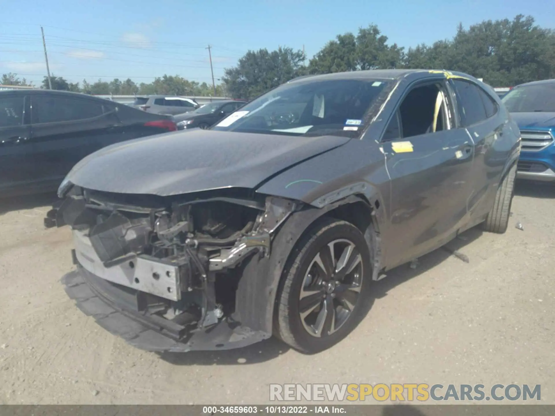 2 fotografías del automóvil dañado JTHU9JBH8K2010278 LEXUS UX 2019