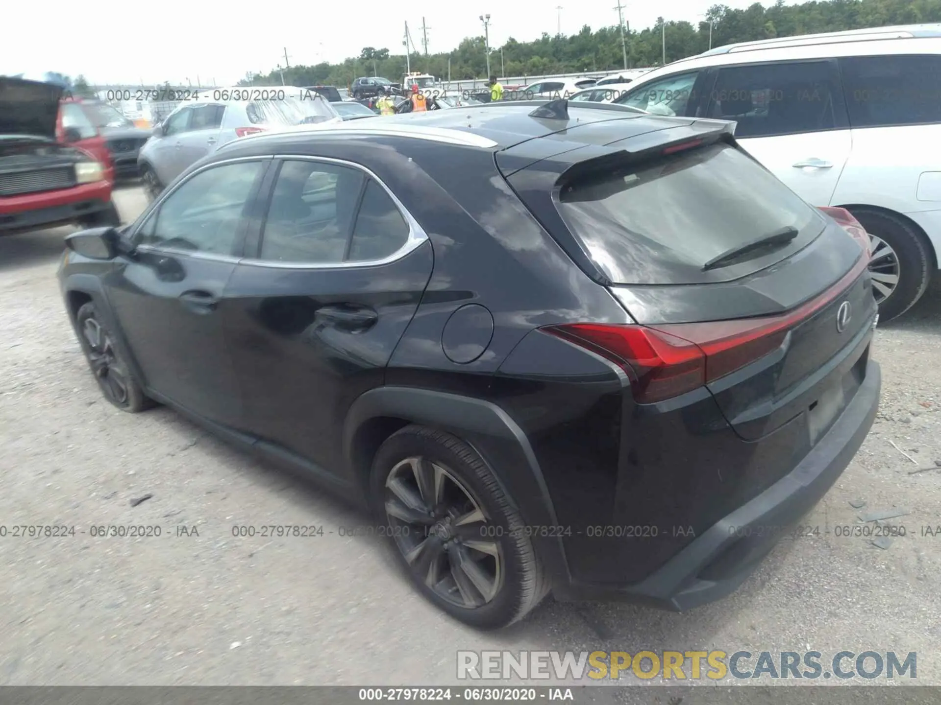 3 fotografías del automóvil dañado JTHY3JBH0K2004008 LEXUS UX 2019