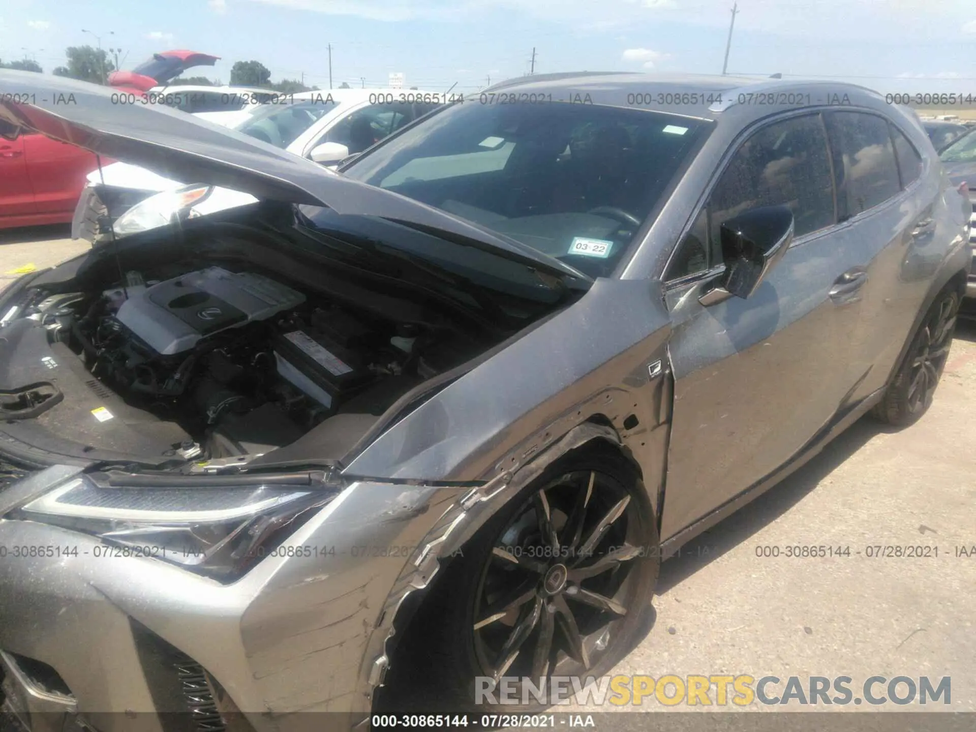 2 fotografías del automóvil dañado JTHY3JBH1K2003711 LEXUS UX 2019