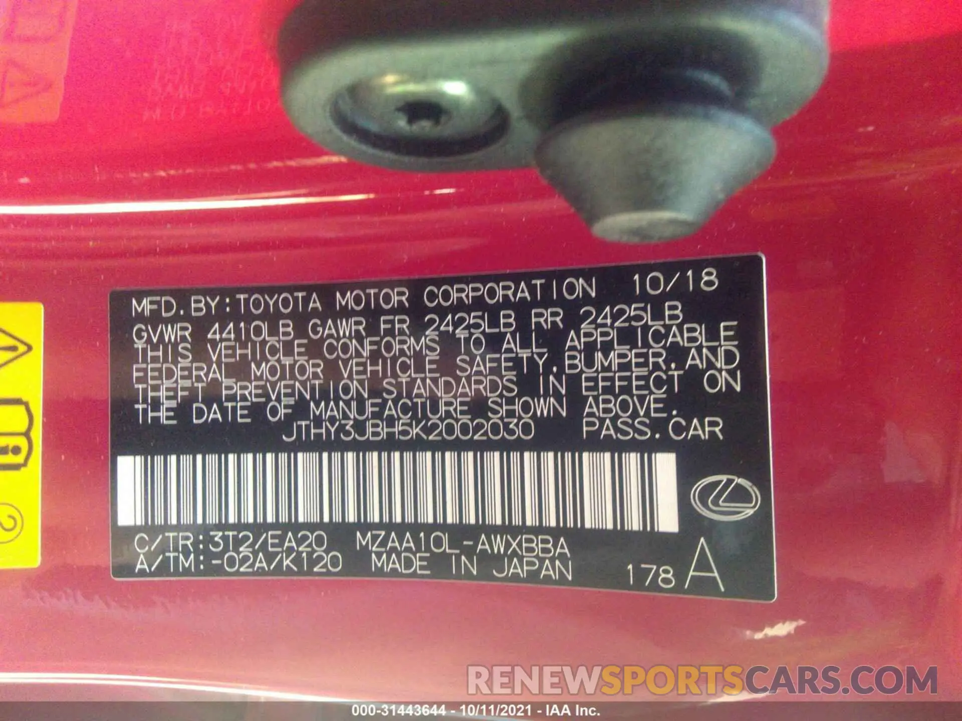 9 fotografías del automóvil dañado JTHY3JBH5K2002030 LEXUS UX 2019