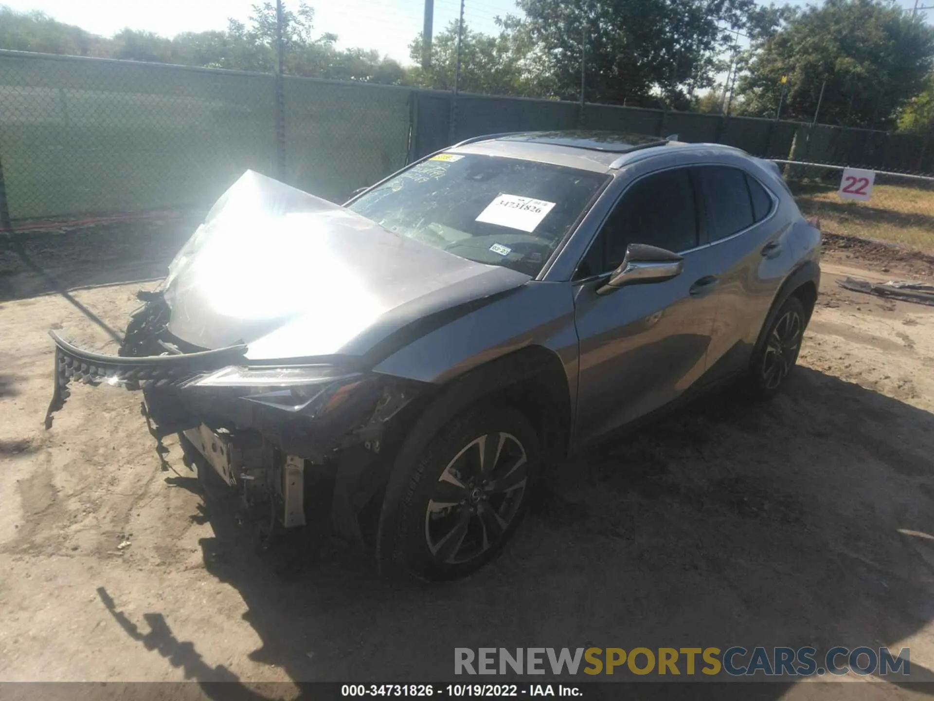 2 fotografías del automóvil dañado JTHY3JBH5K2002769 LEXUS UX 2019